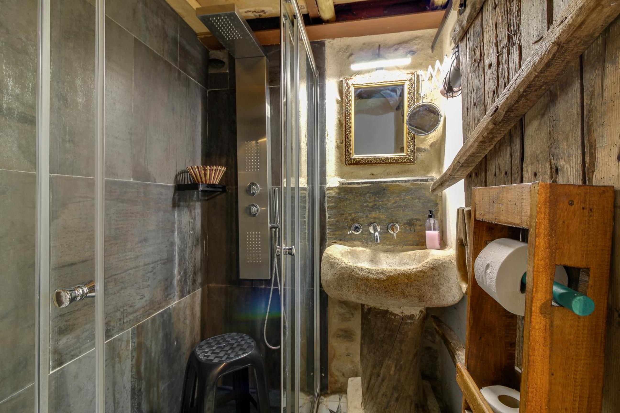 One-Bedroom House