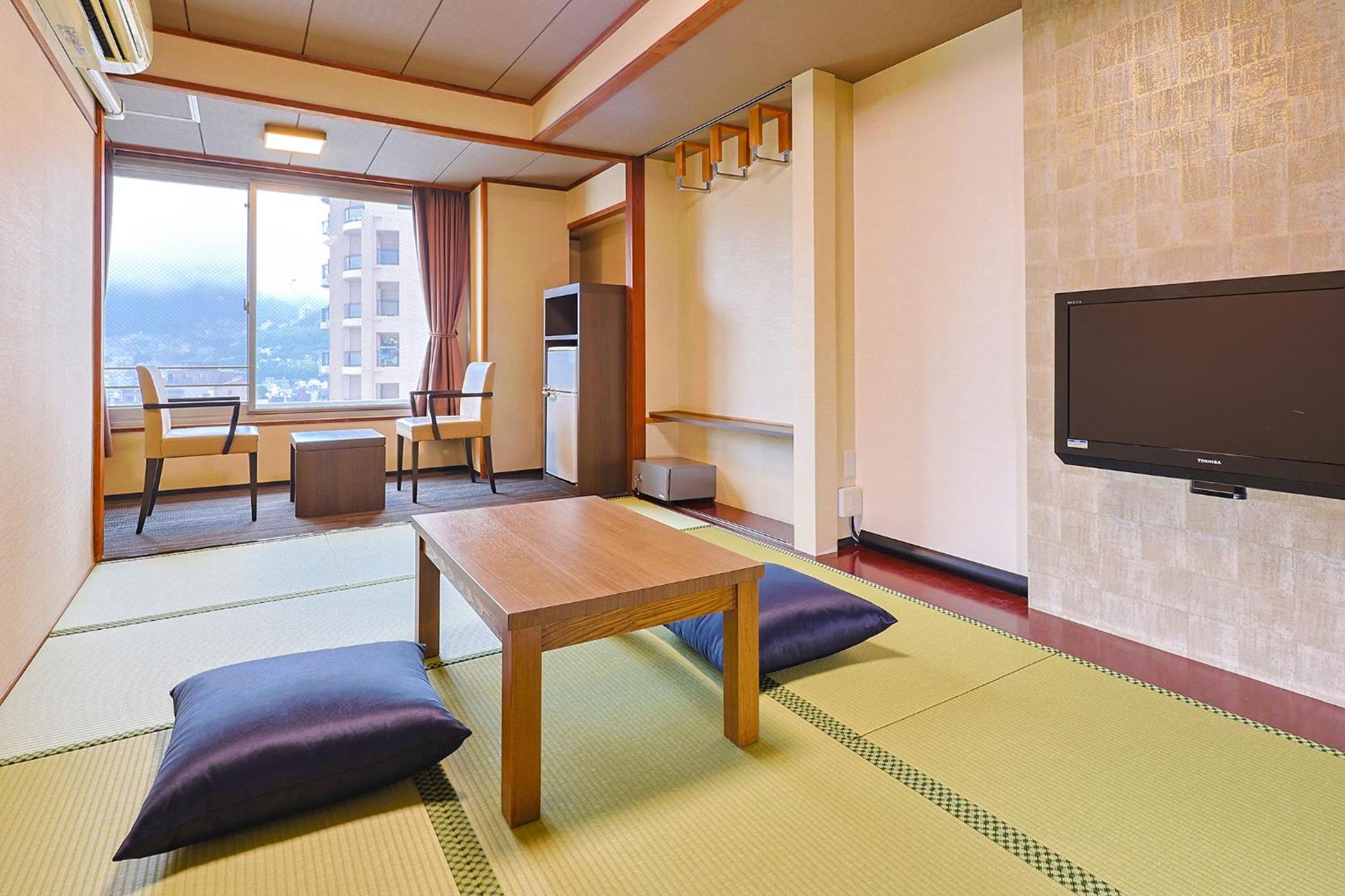Standard Japanese-Style-Room 11 square yards (City Side) - Indoor Bath - Non-Smoking photo 1