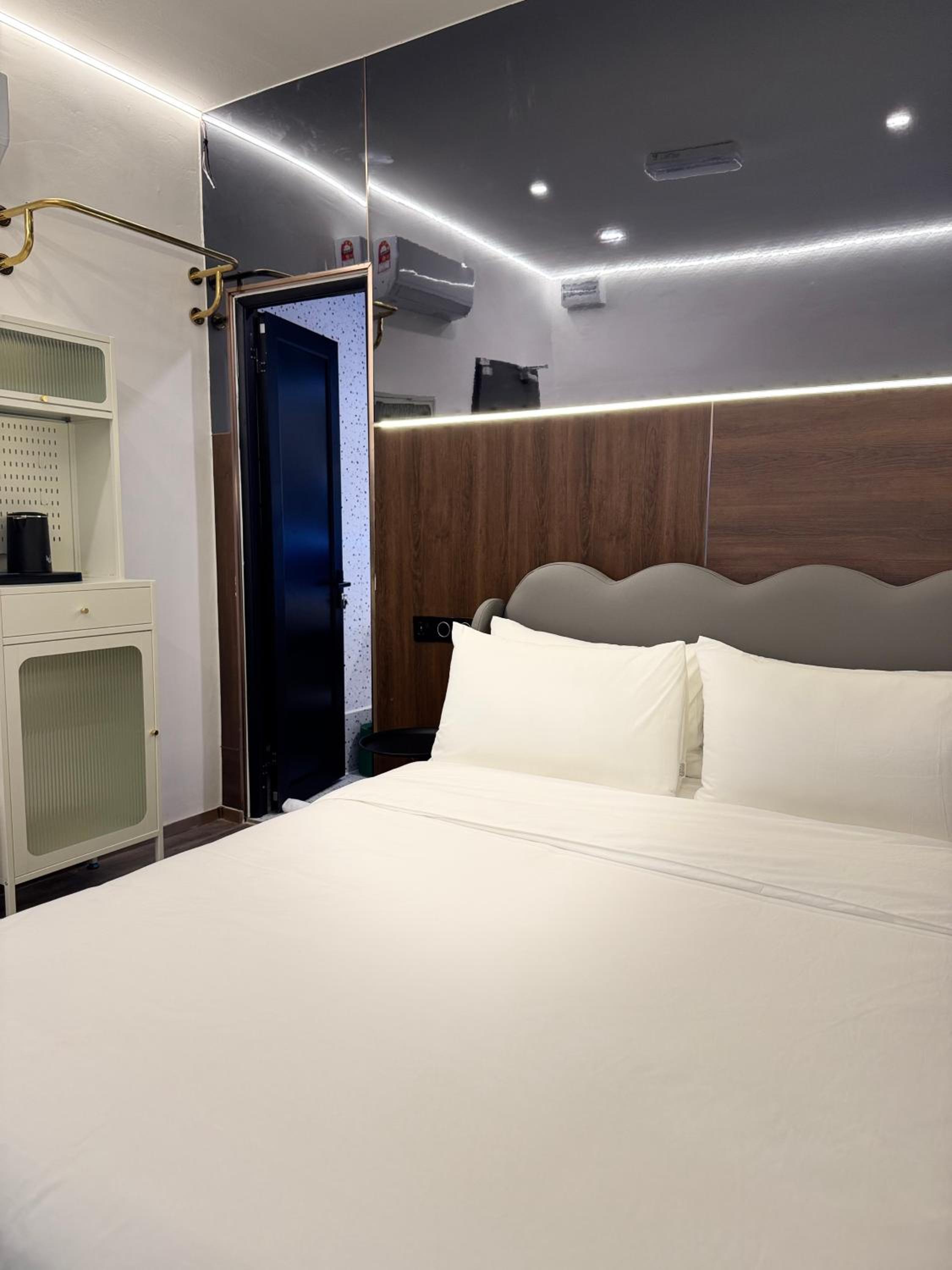 Superior Double Room - Photo 1