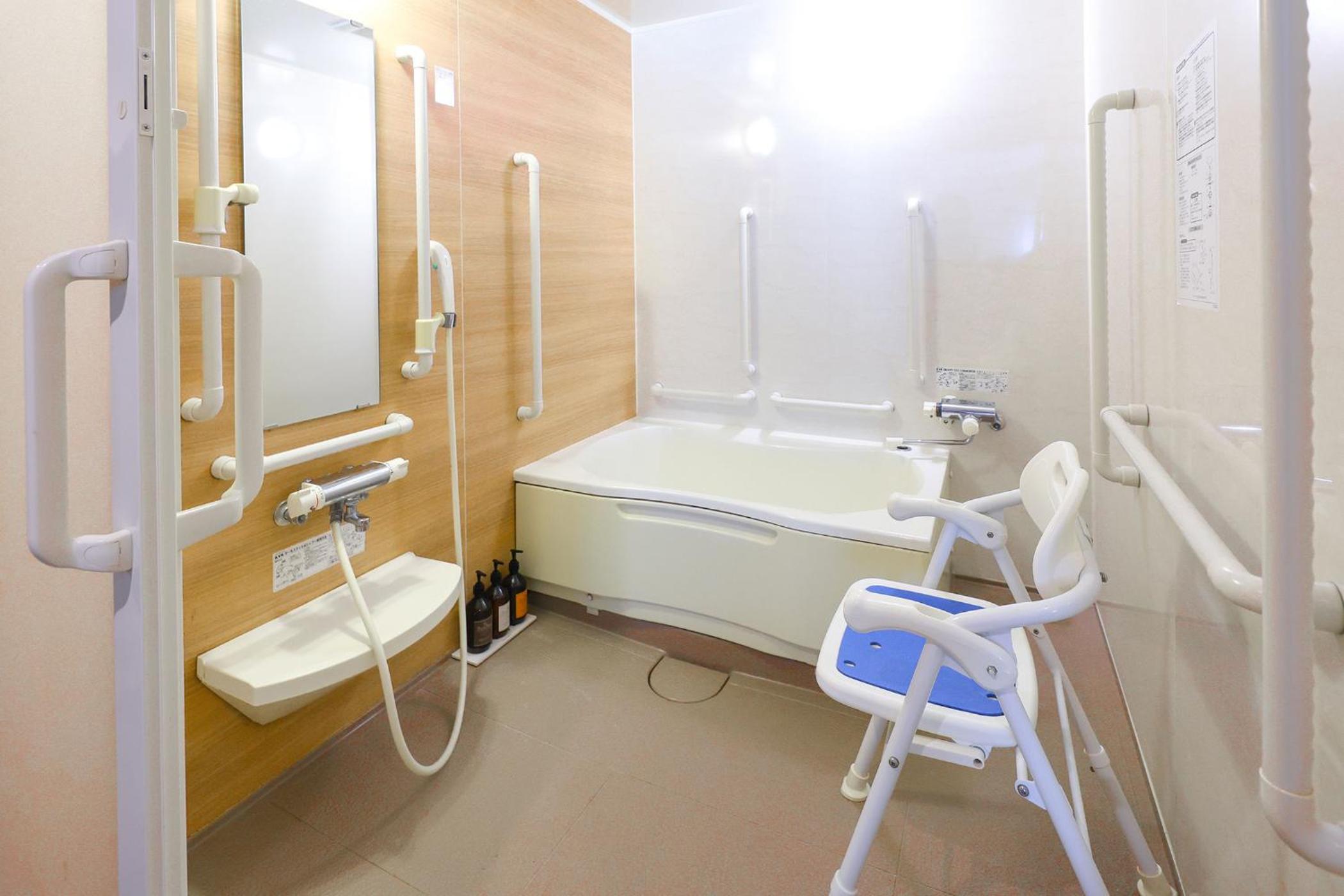Standard Twin Room(No View)(Barrier Free) - Indoor Bath - Non-Smoking photo 3