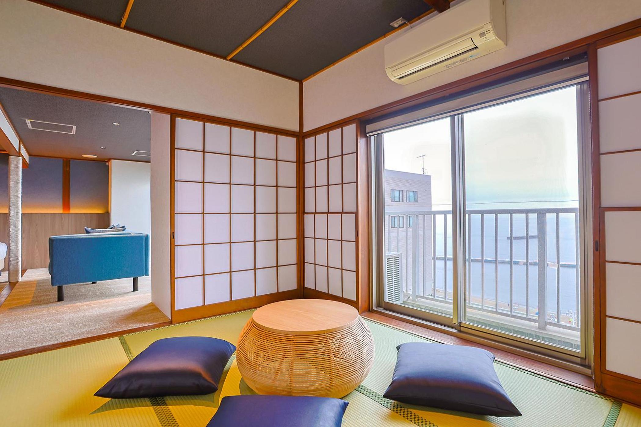 Superior Japanese-Style Twin Beds Rooms(Sea Side) - Shower Only - Non-Smoking - Photo 2