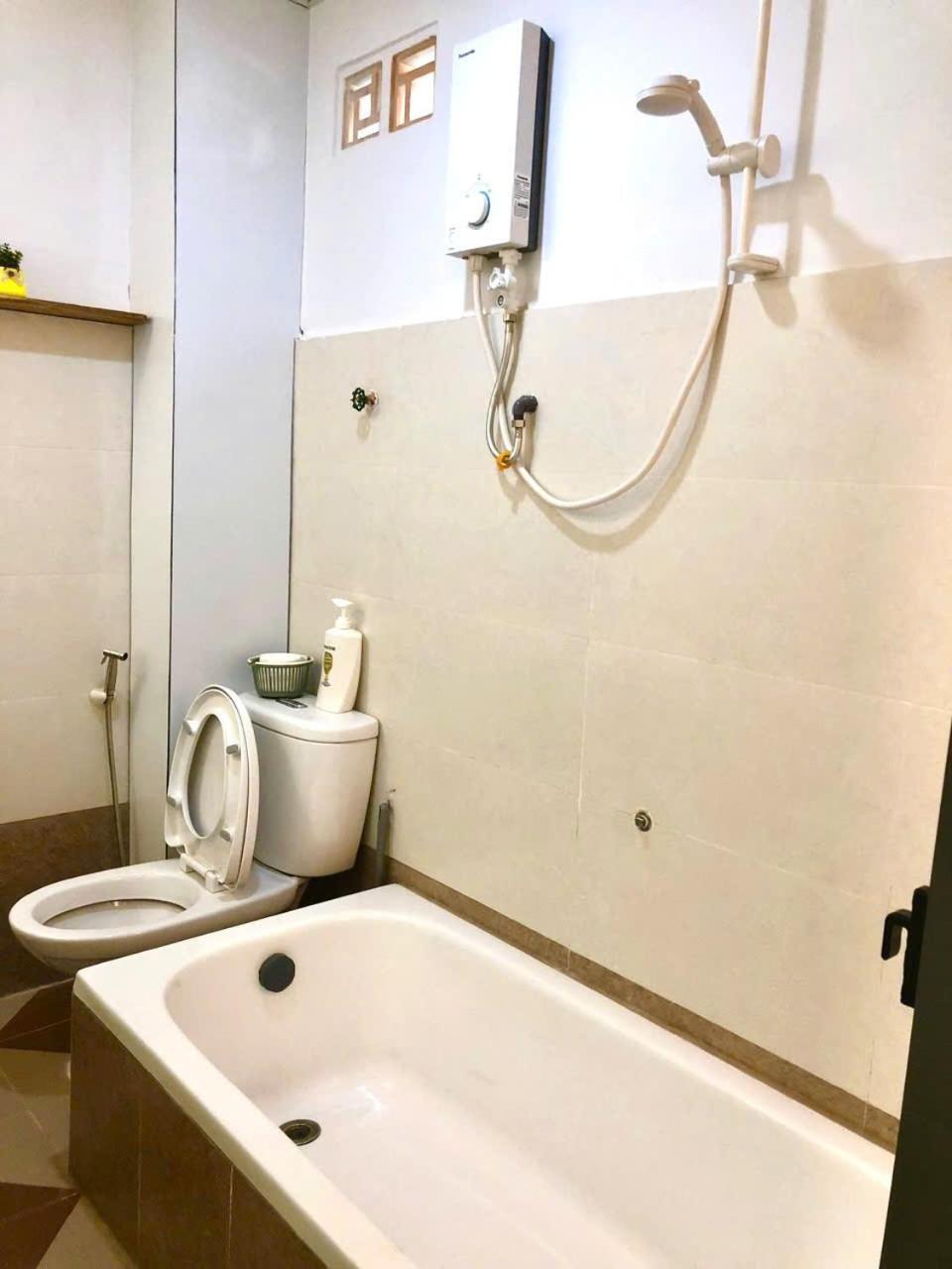 Deluxe Double Room (2 Adults + 1 Child) photo 2