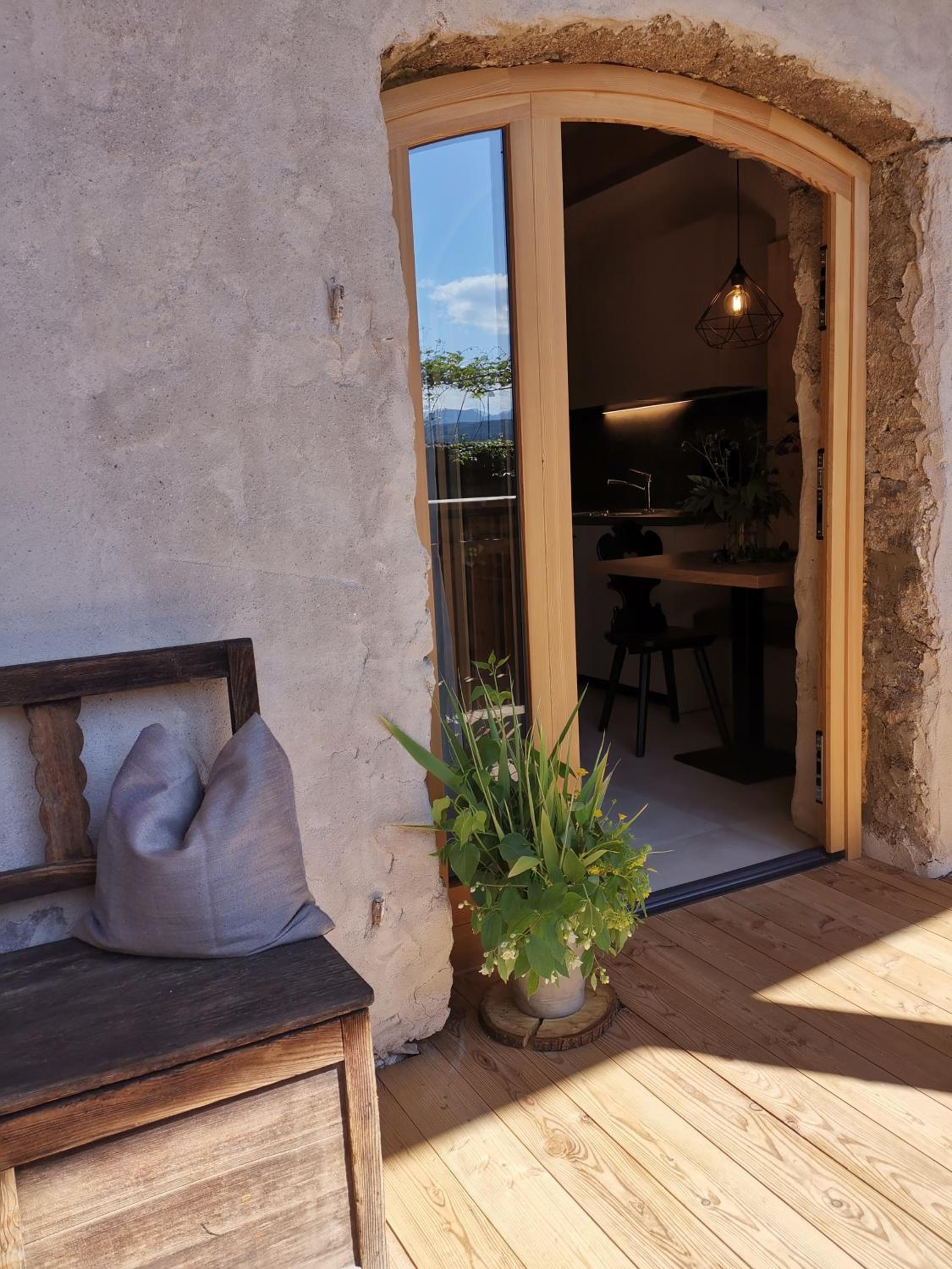 Apartment with Garden View