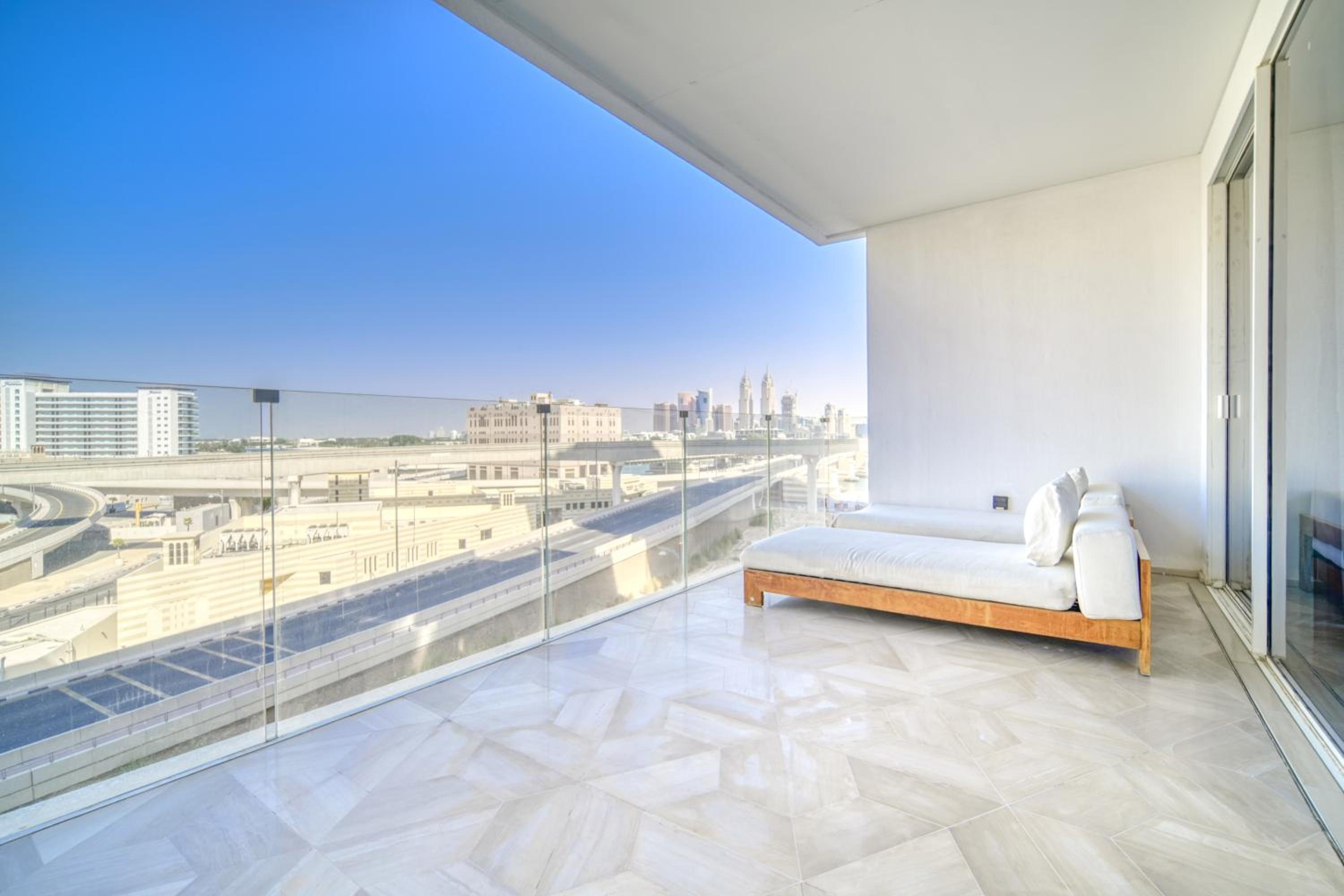Apartment with Sea View photo 2