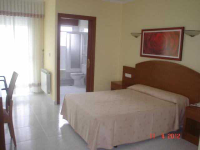 Triple Room (2 Adults + 1 Child)