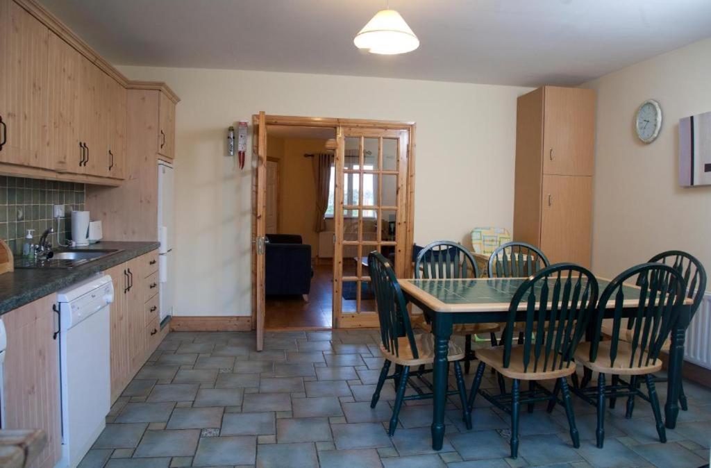 Two-Bedroom House photo 3