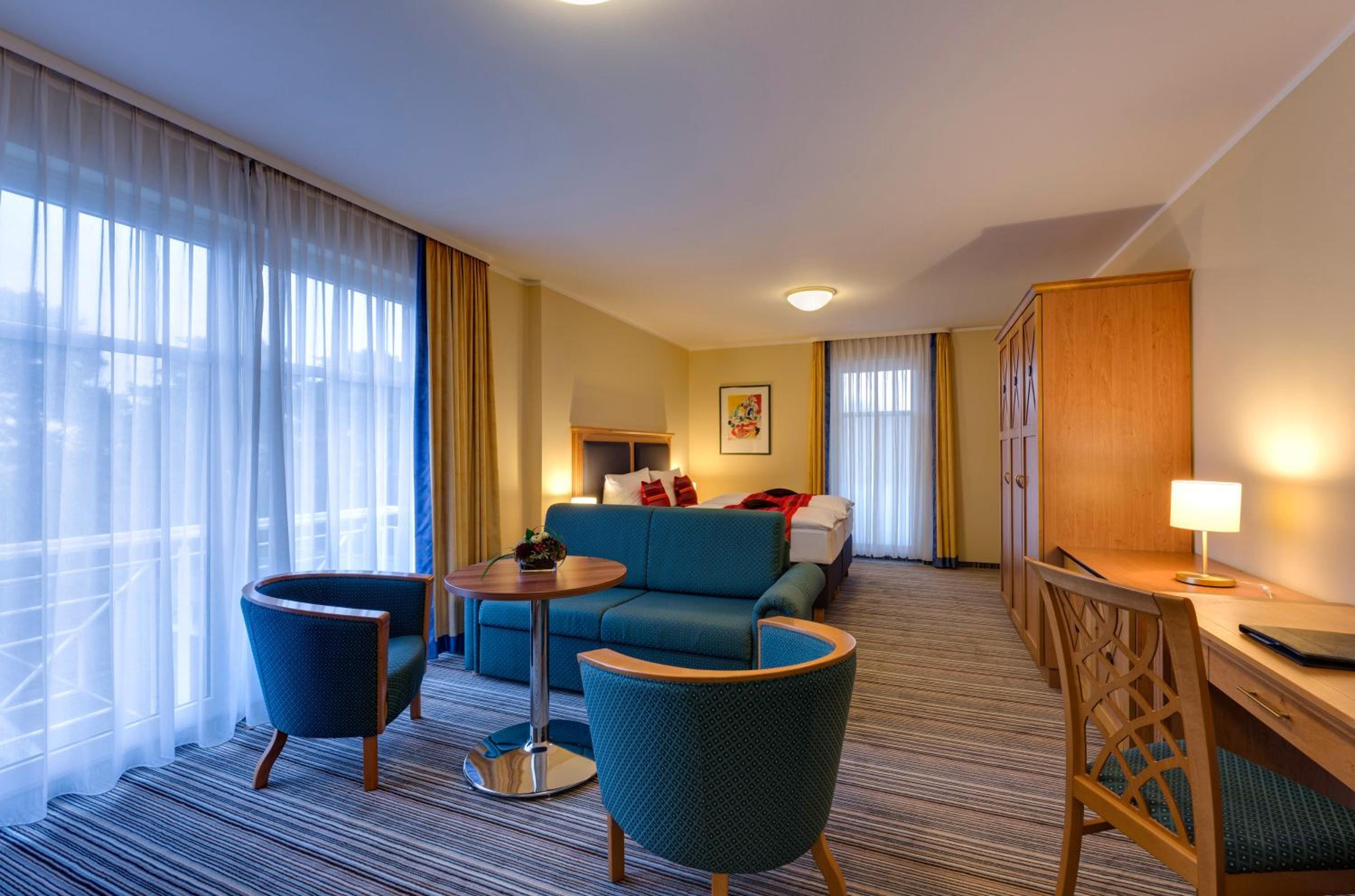 Deluxe Double Room with Sea View - Photo 13