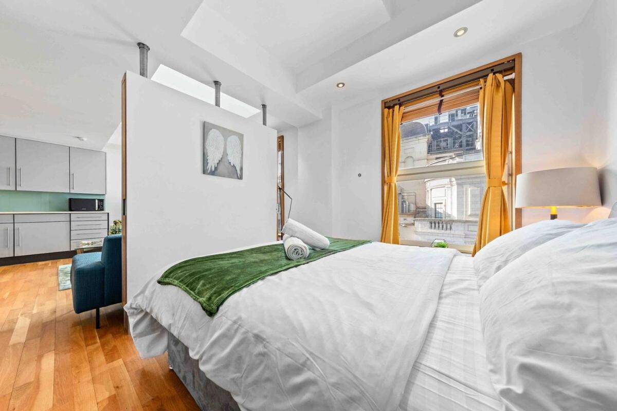 Two-Bedroom Apartment photo 2