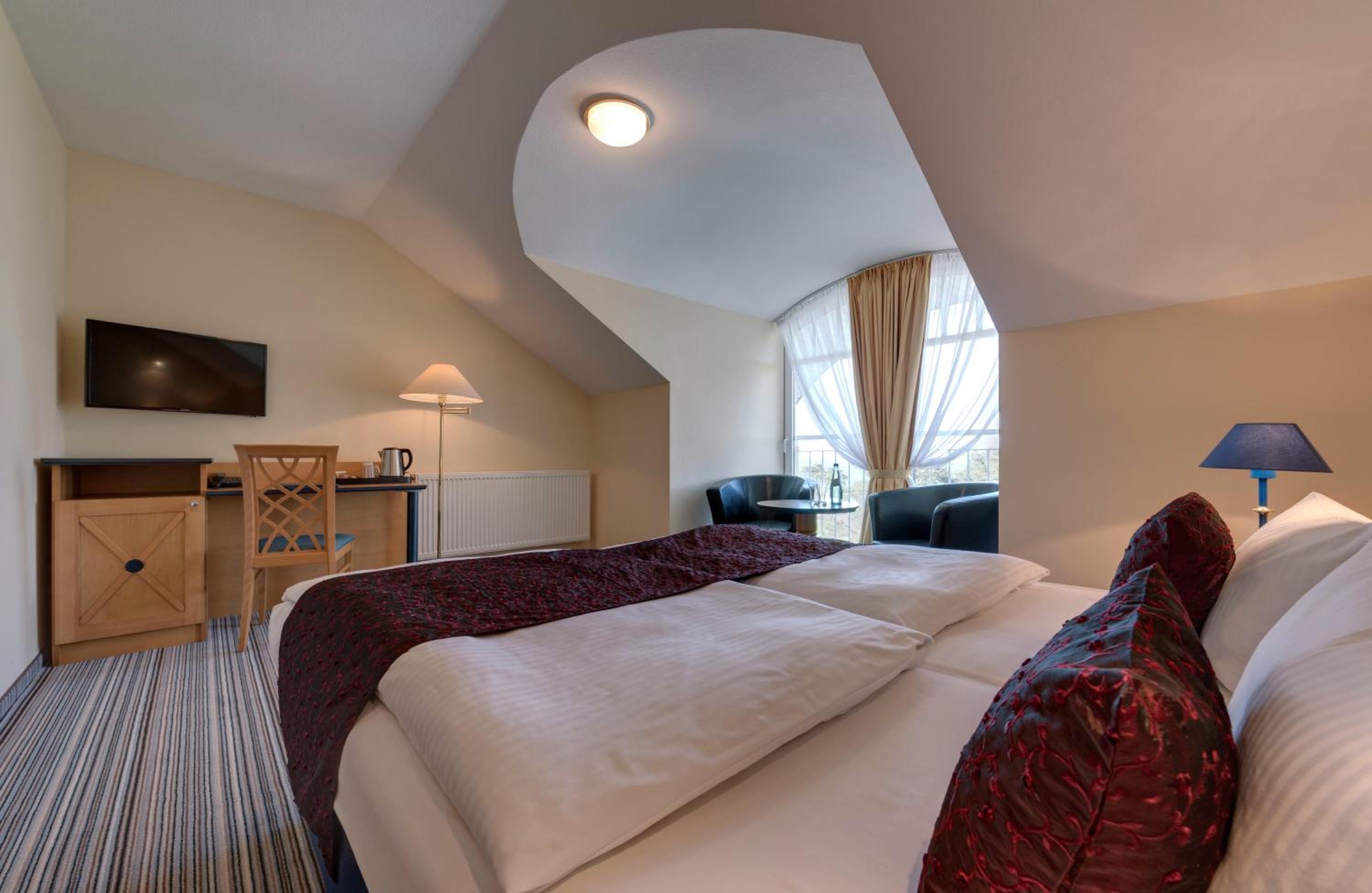 Standard Double Room - Photo 6