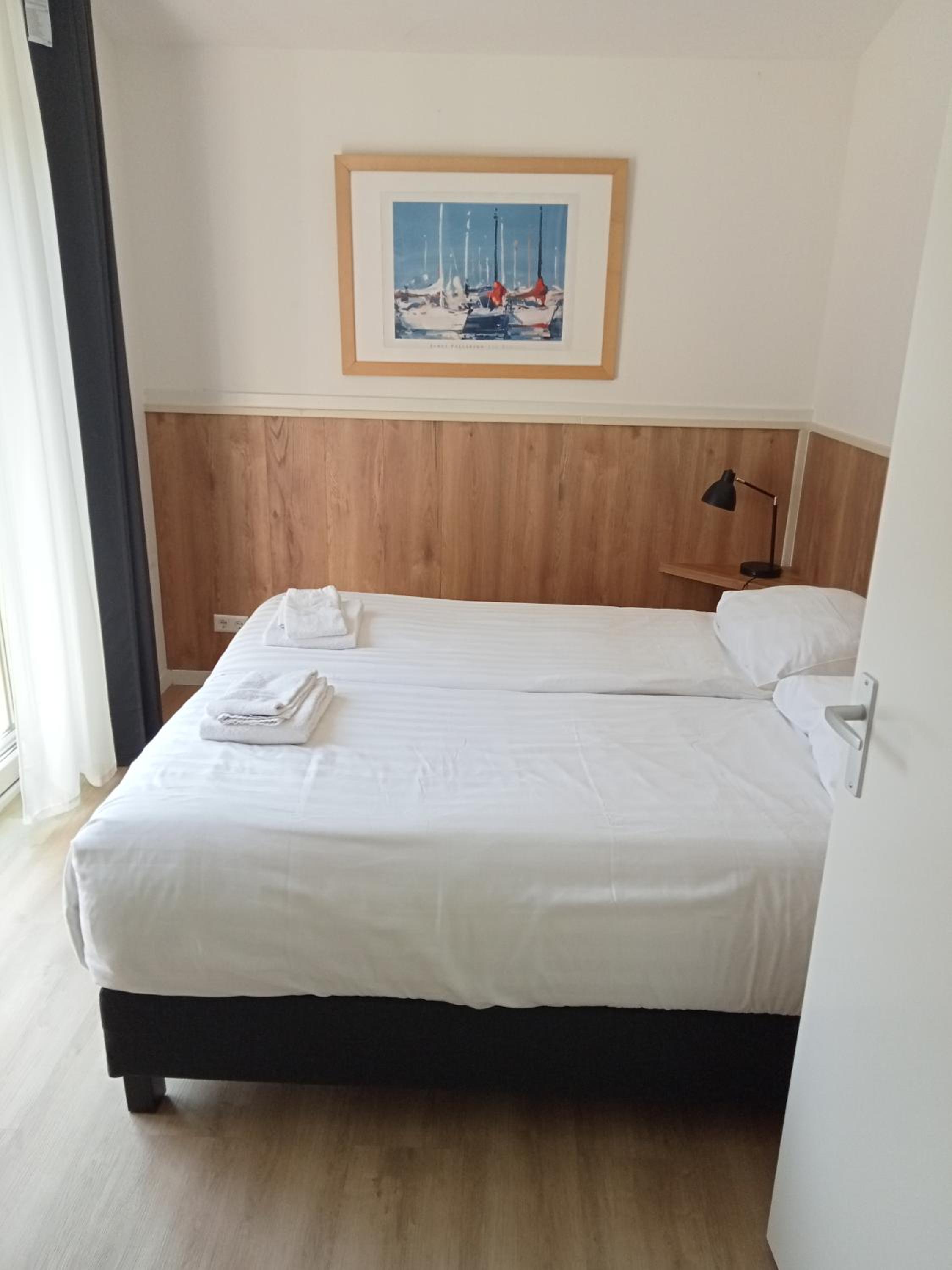 Two-Bedroom House photo 3