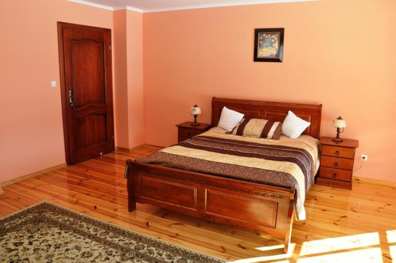 Double Room with Balcony - Photo 7
