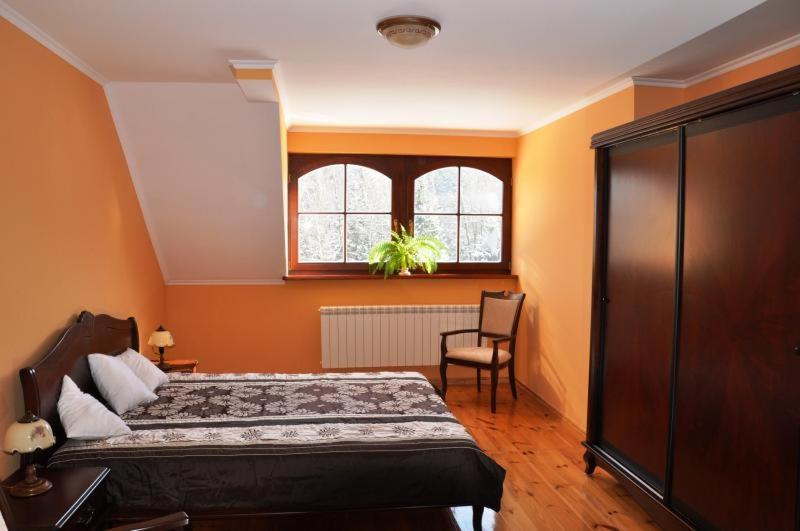 Double Room - Photo 5
