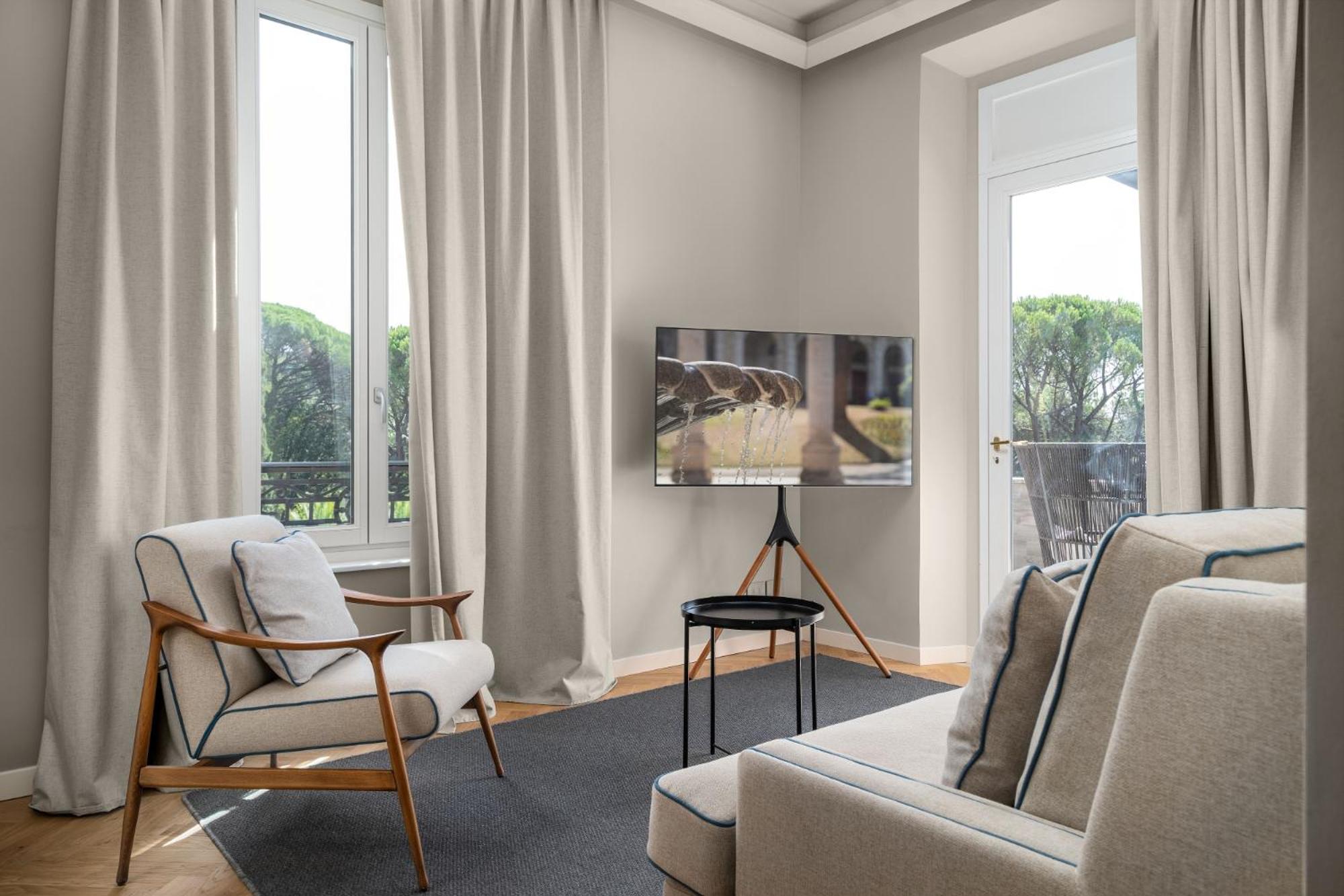 Suite with Garden View photo 2