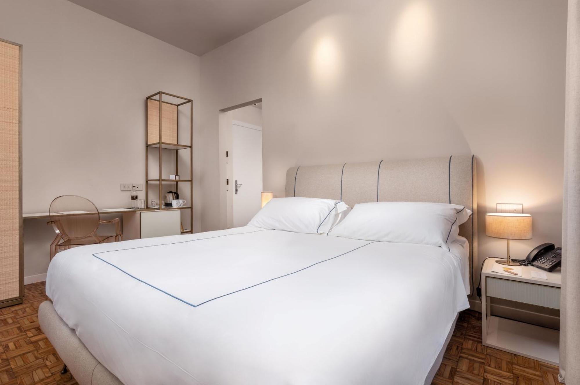 Superior Double Room with Balcony