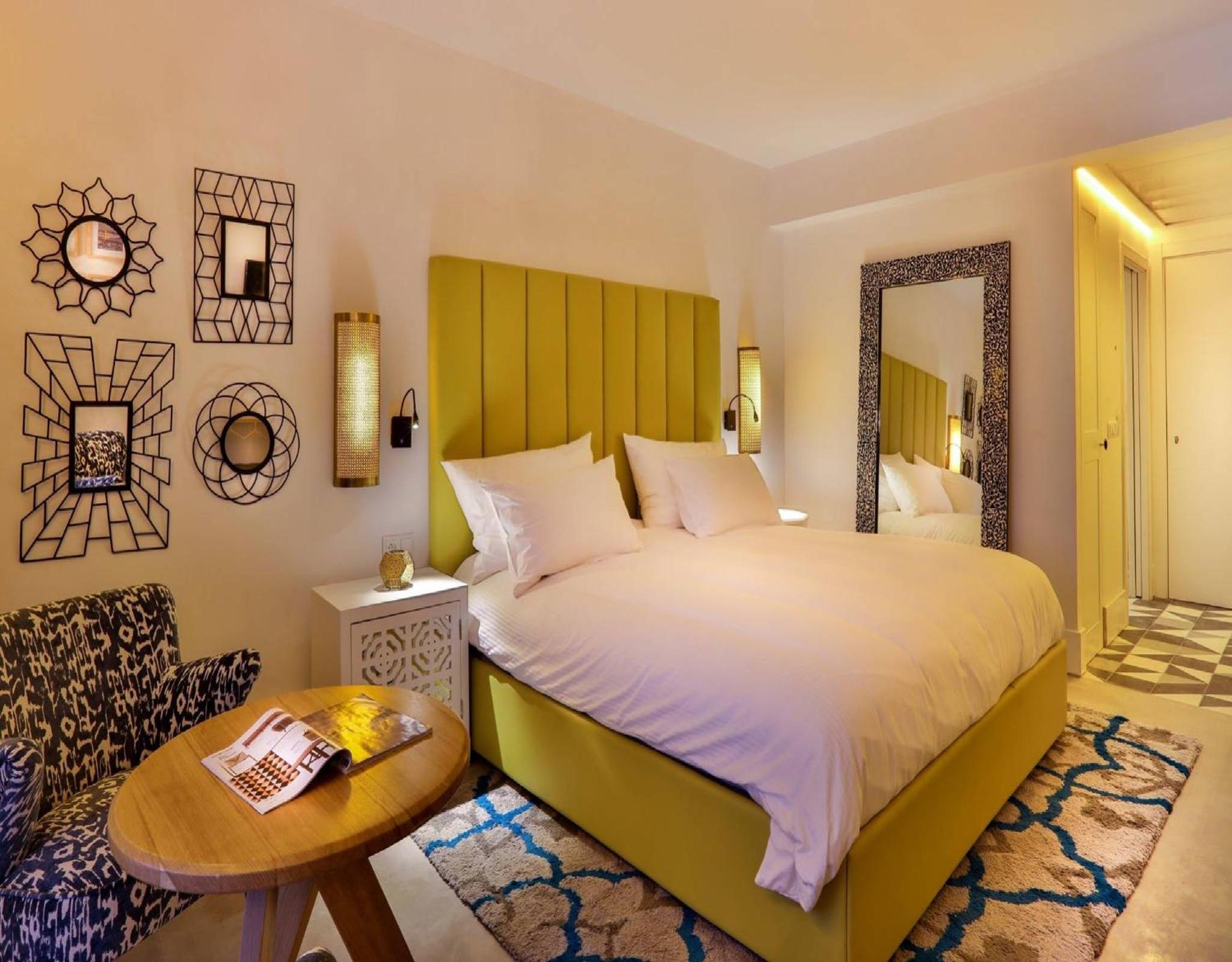 Standard Double or Twin Room - Photo 5