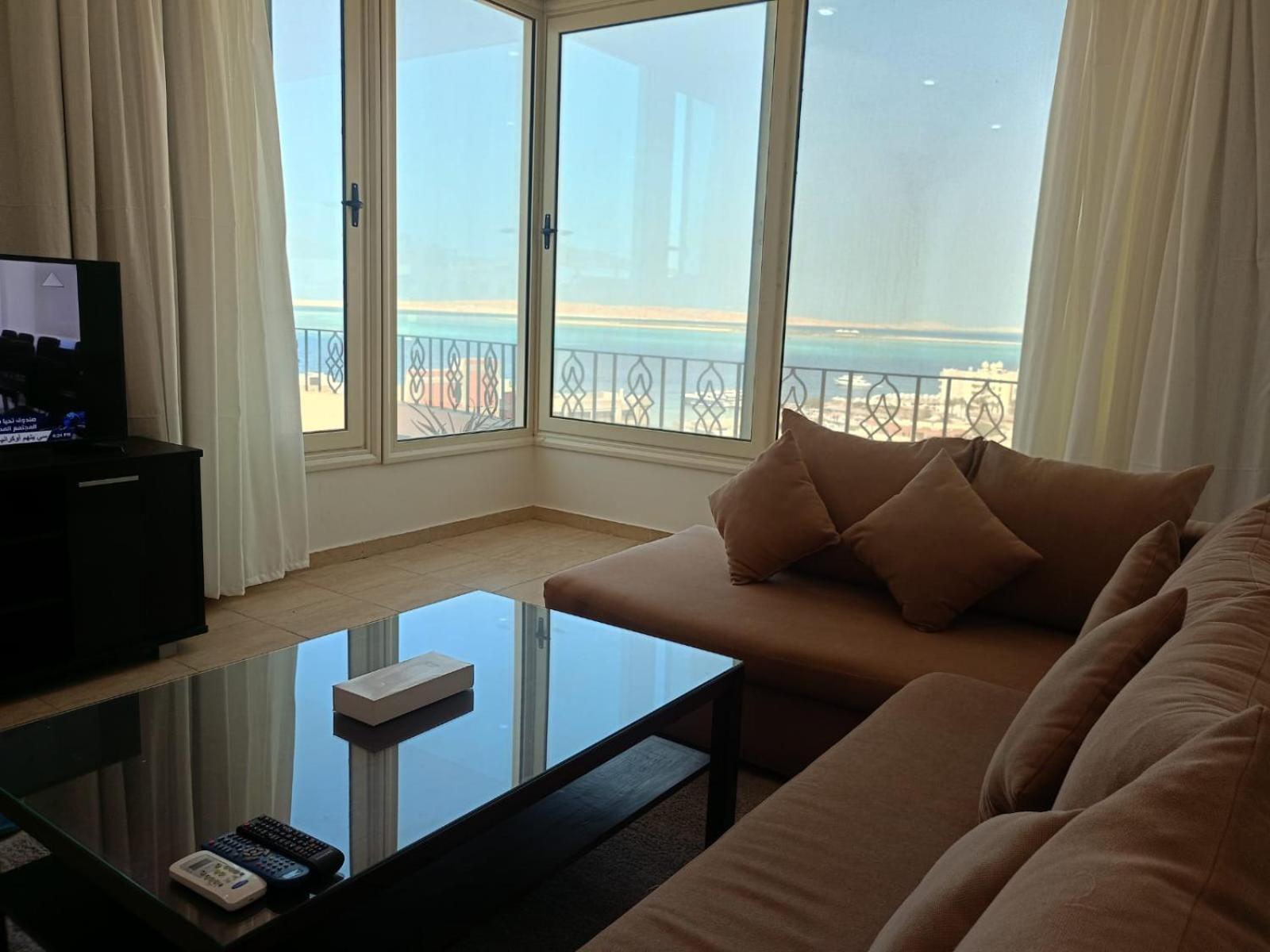 Two-Bedroom Apartment with Terrace and Sea View photo 1