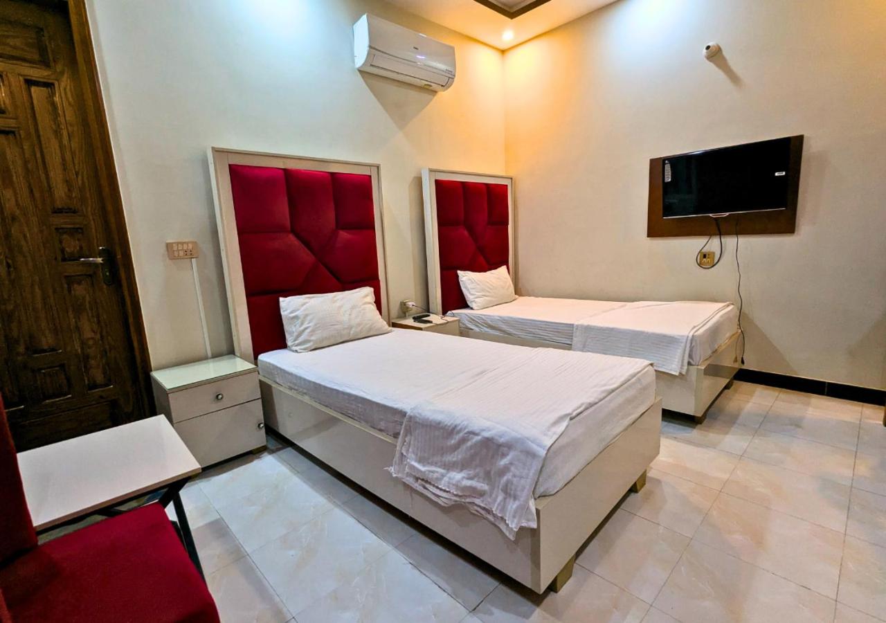 Deluxe Twin Room photo 1