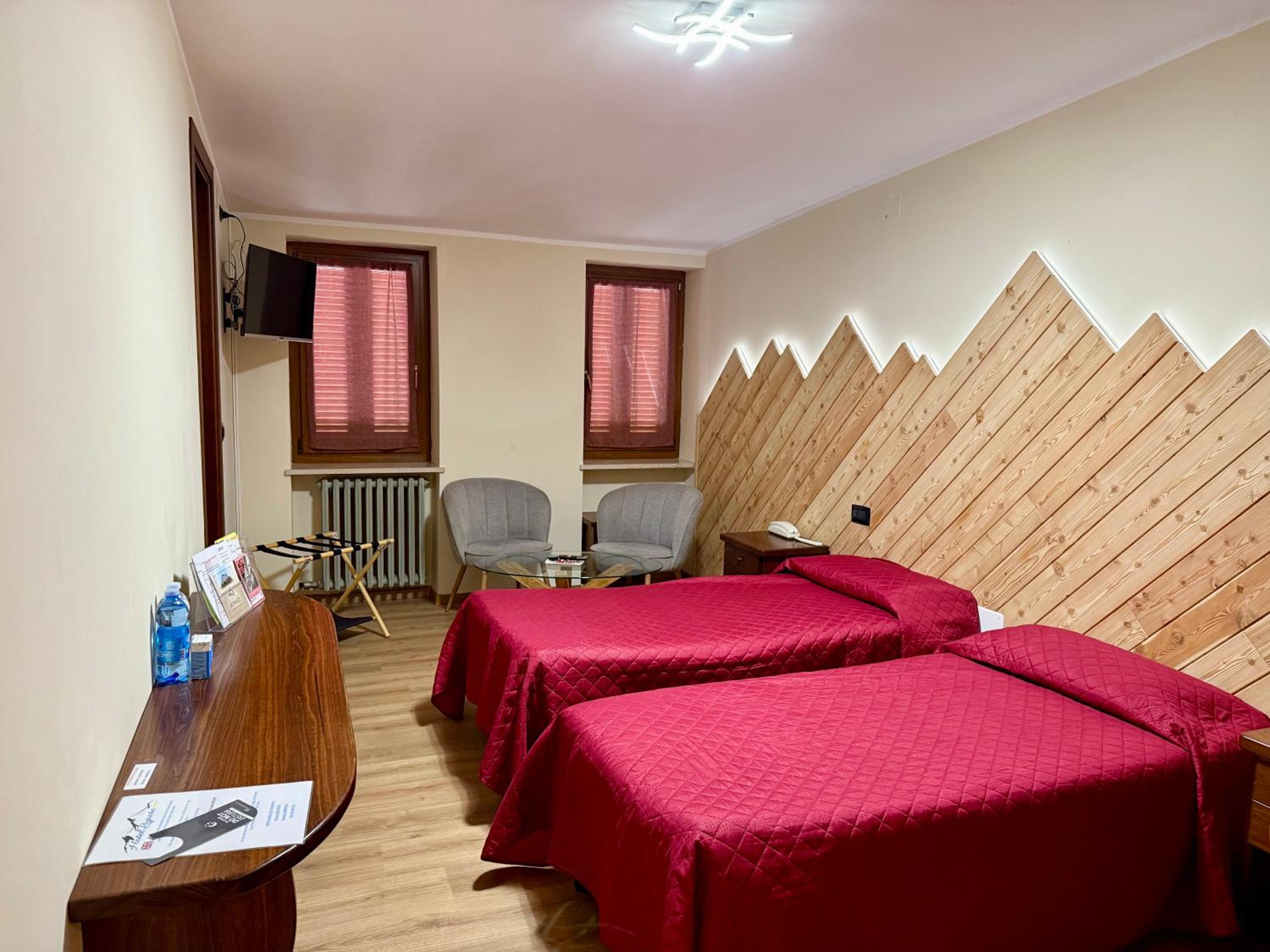 Classic Triple Room photo 3
