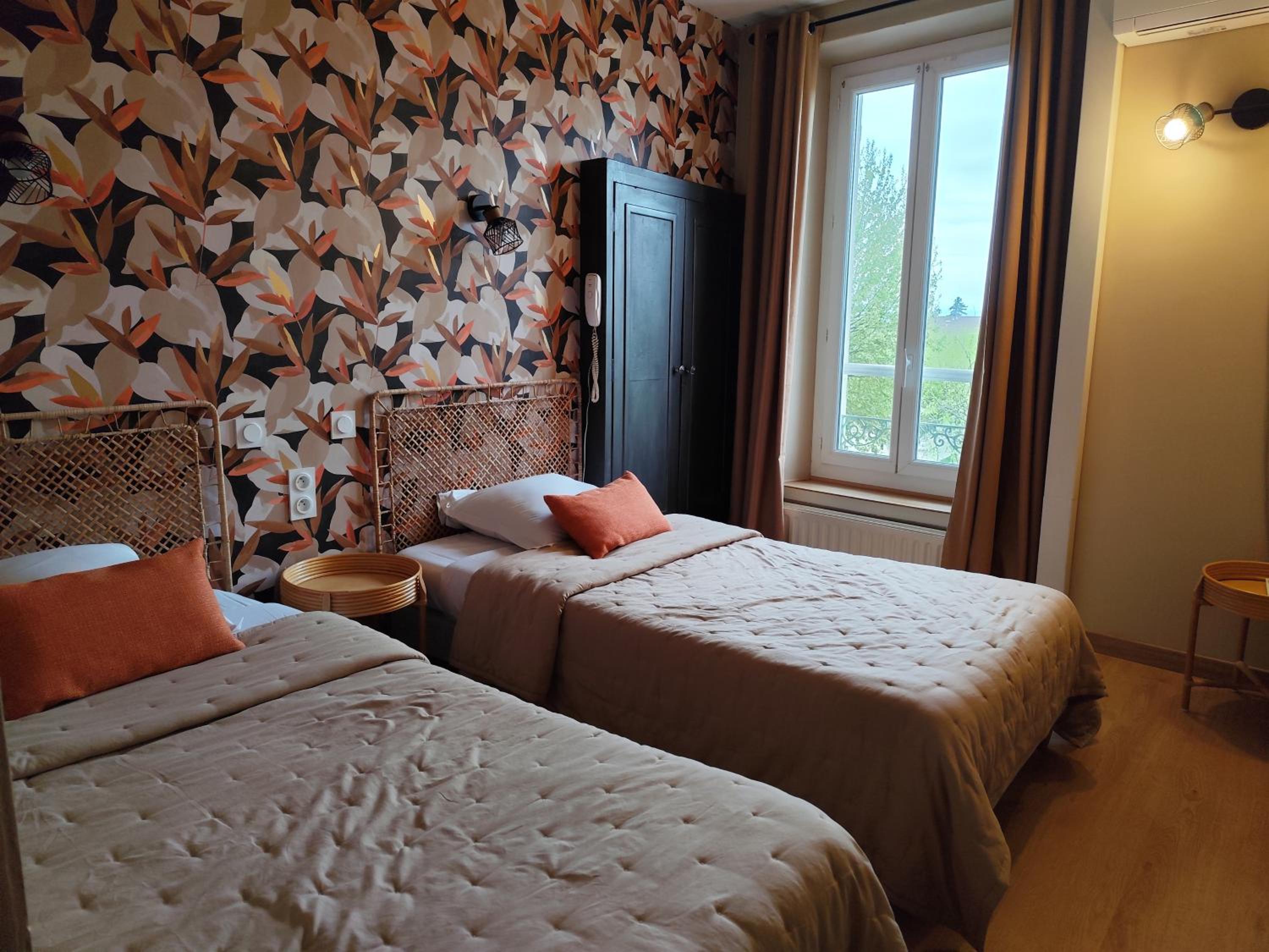 Standard Twin Room photo 1