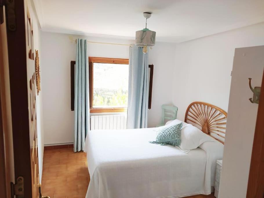 One-Bedroom Apartment with View