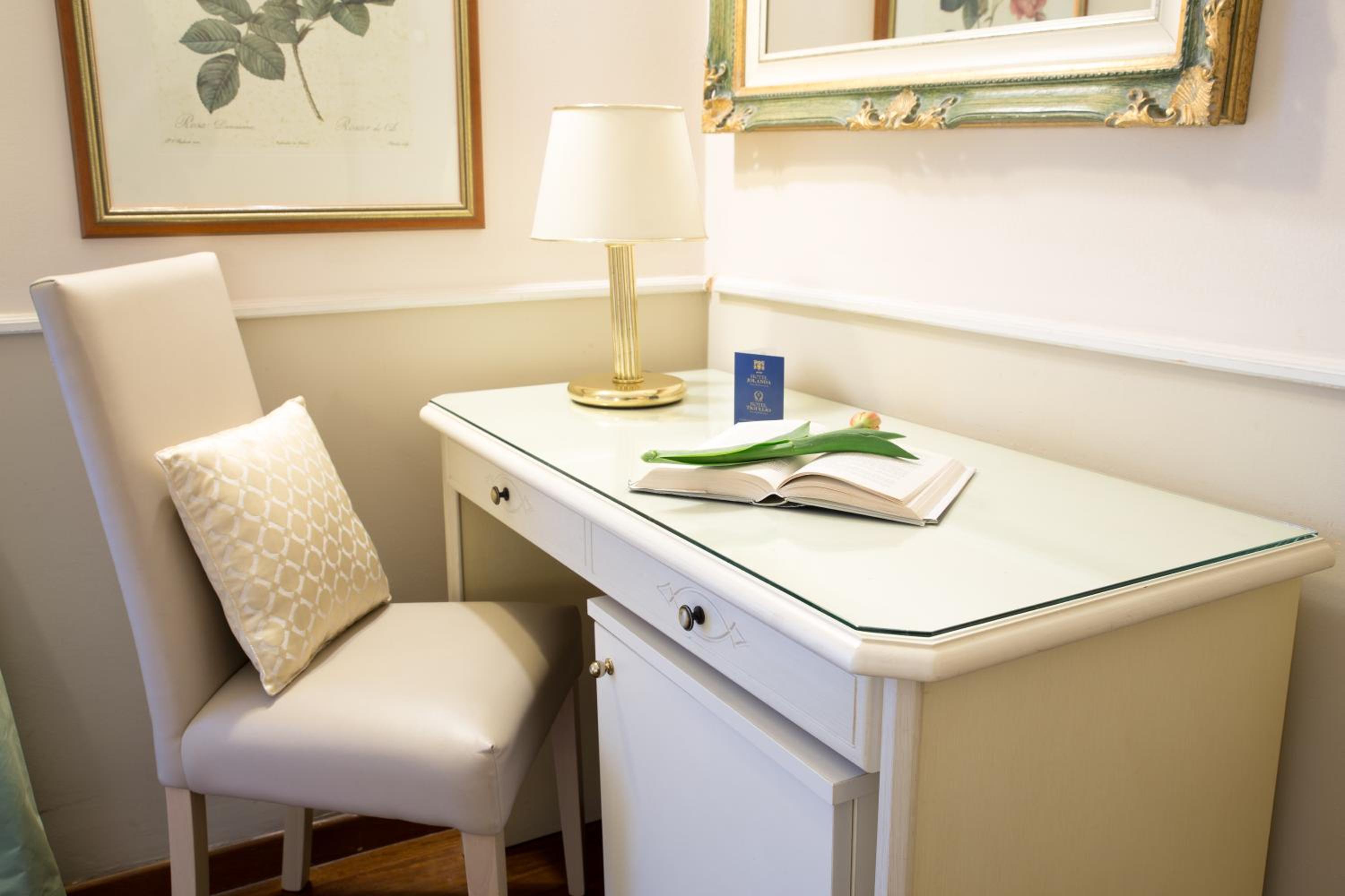 Classic Double Room - Photo 4