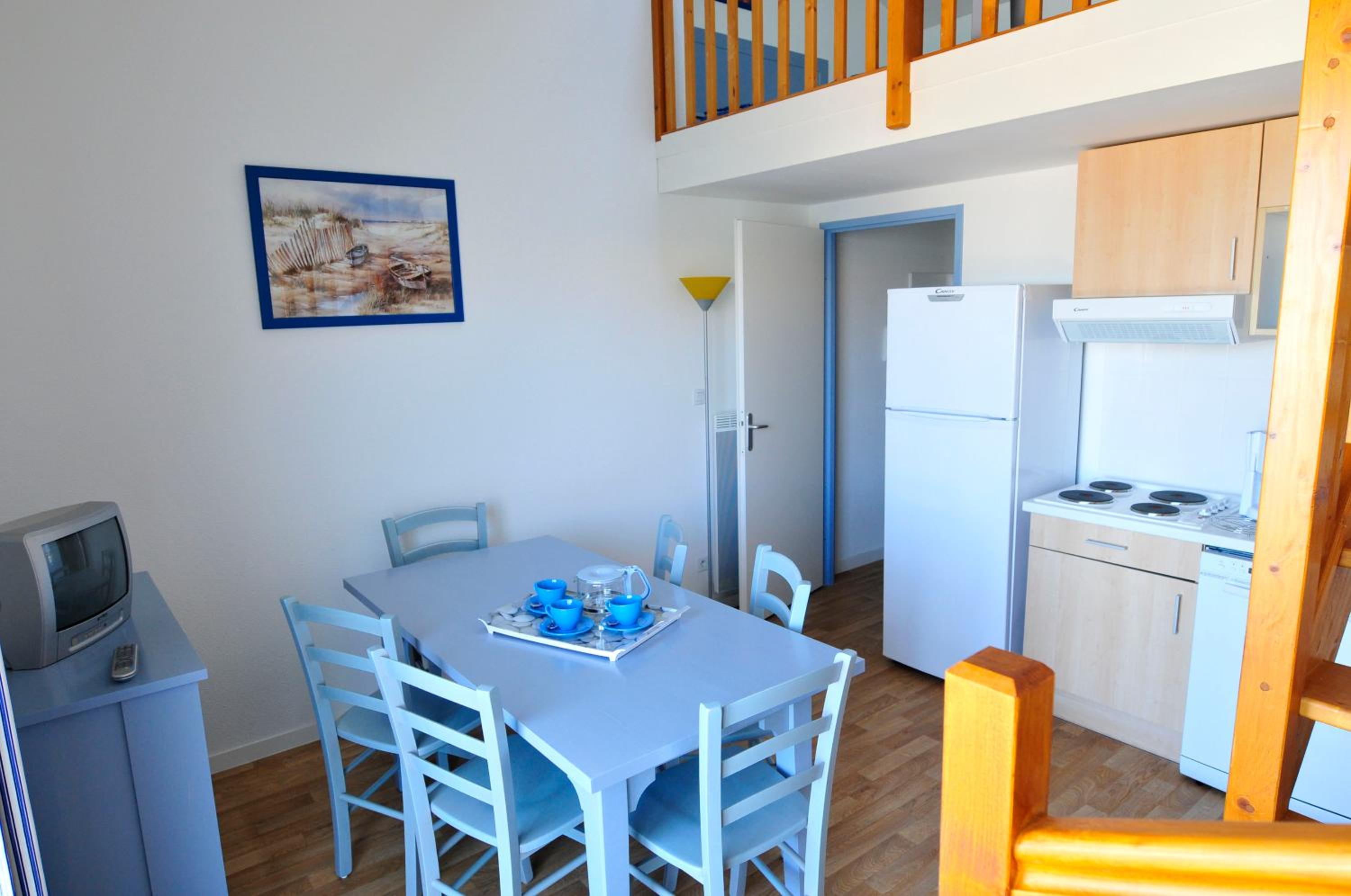 One-Bedroom Apartment (4 Adults) - Photo 3