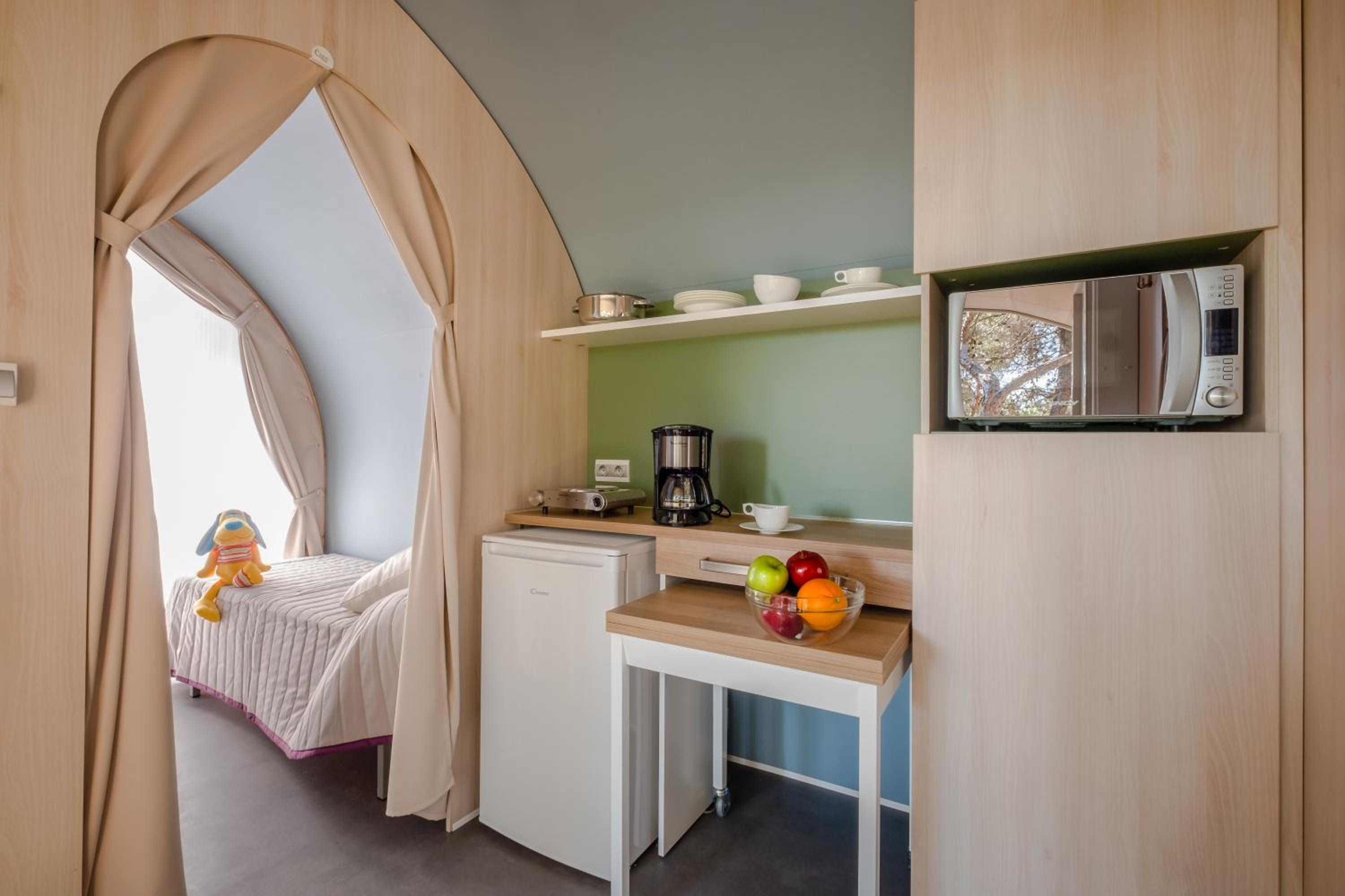 Tent (2-4 Adults) (Tent Coco 4pax) photo 2