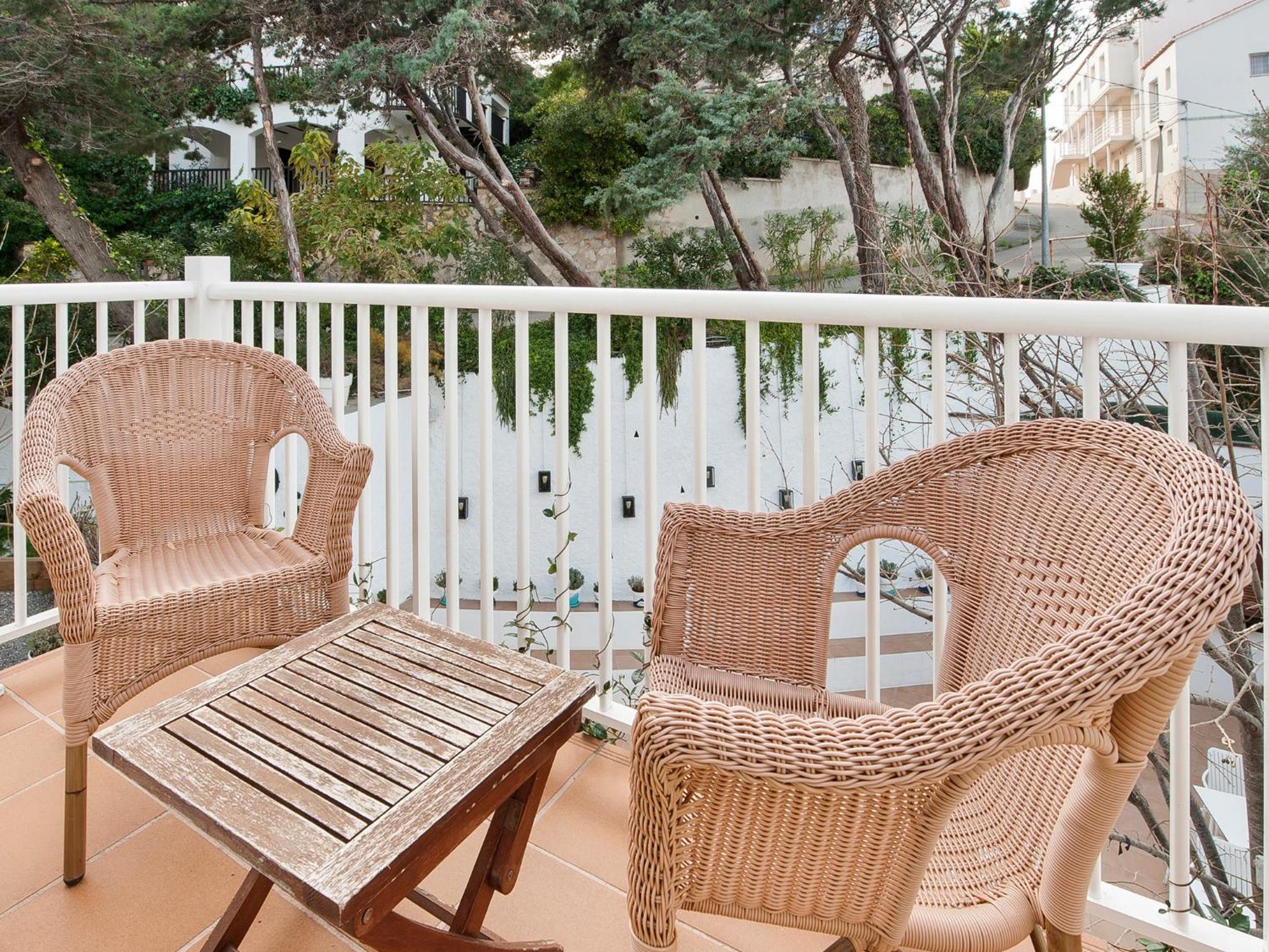Double or Twin Room with Balcony photo 3