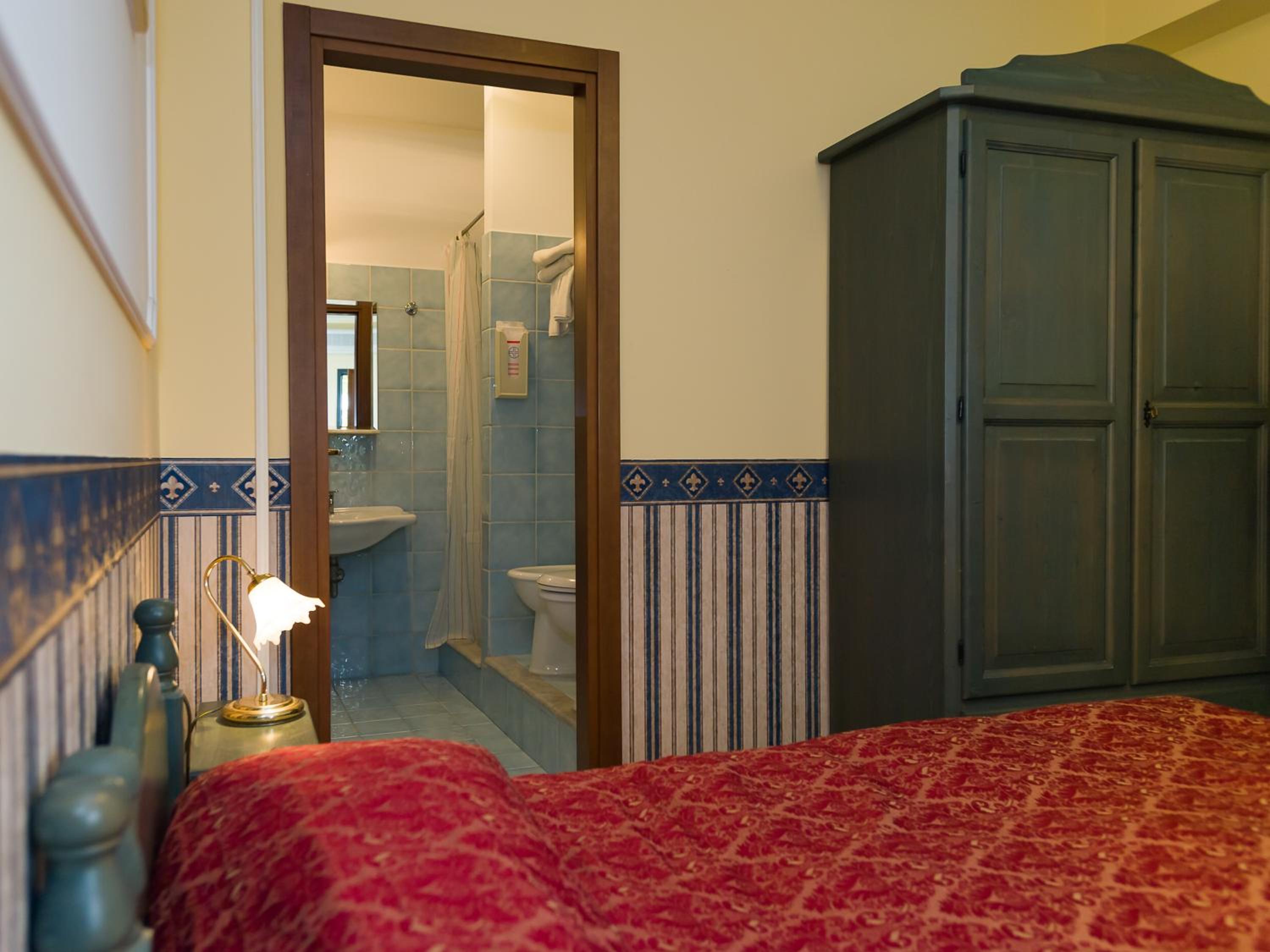 Triple Room - Photo 8