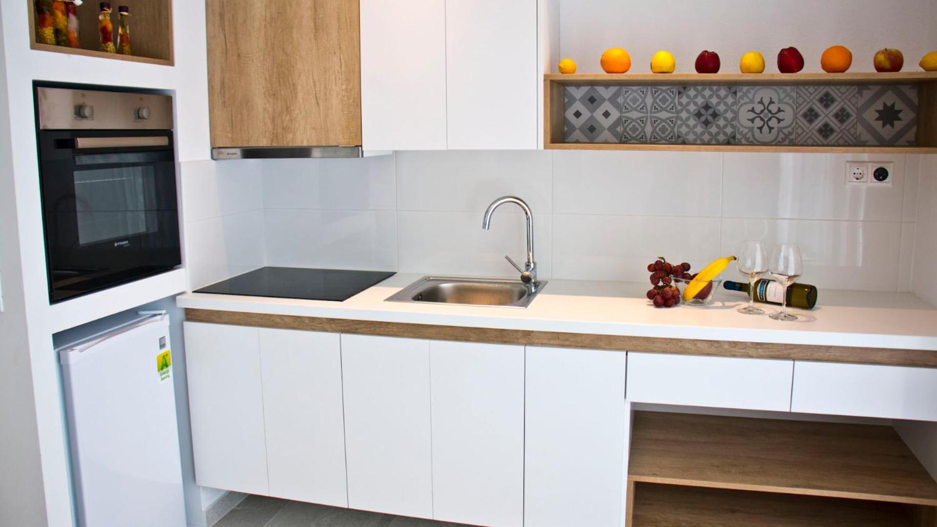 Studio Apartment - Photo 4