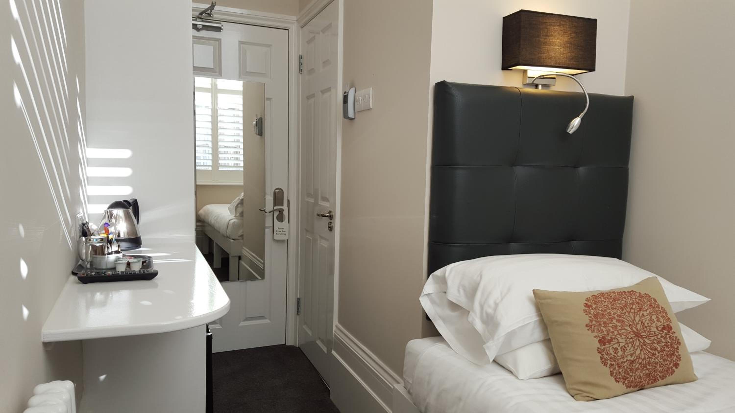 Deluxe Single Room photo 1