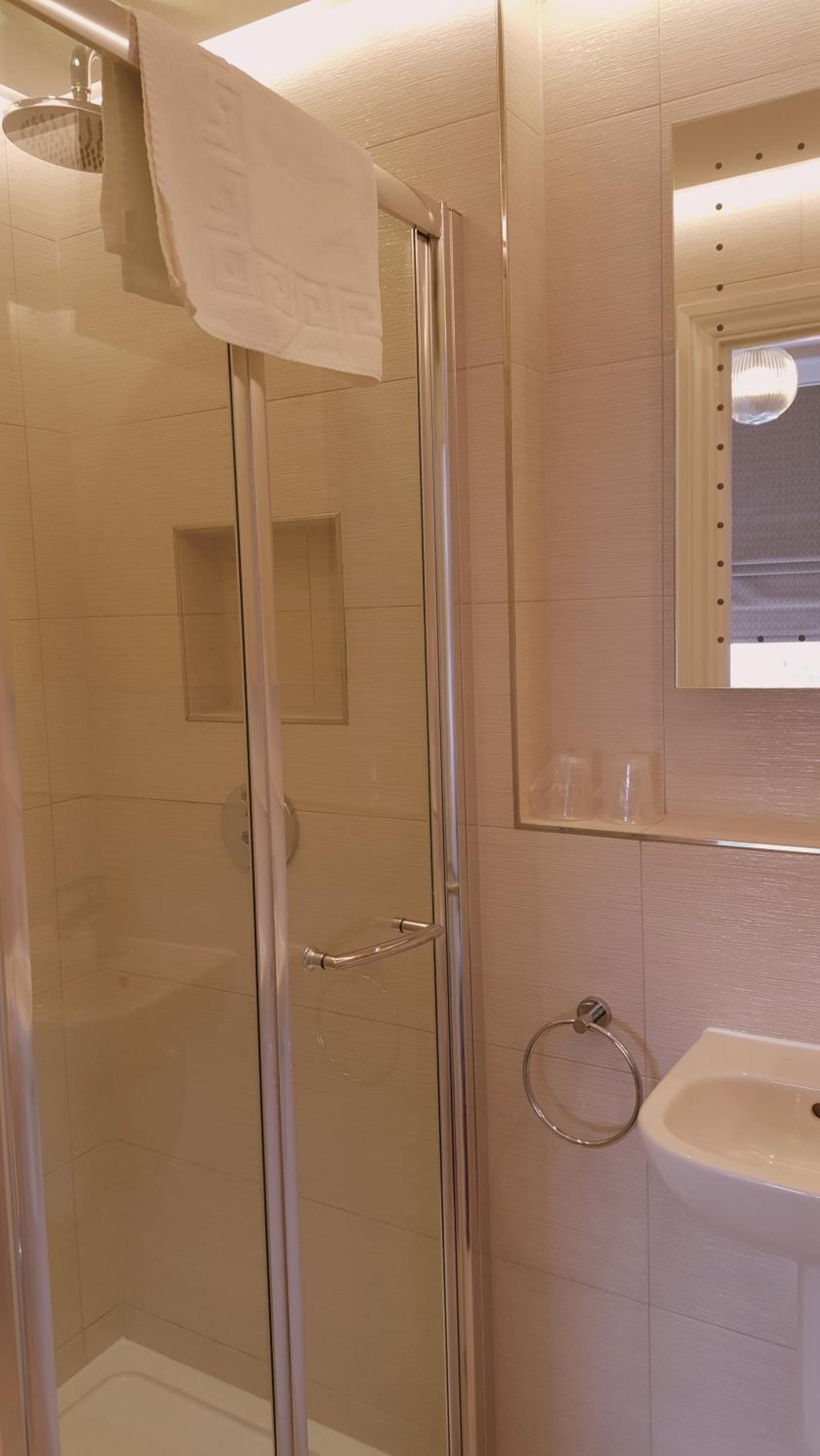 Deluxe Single Room photo 2