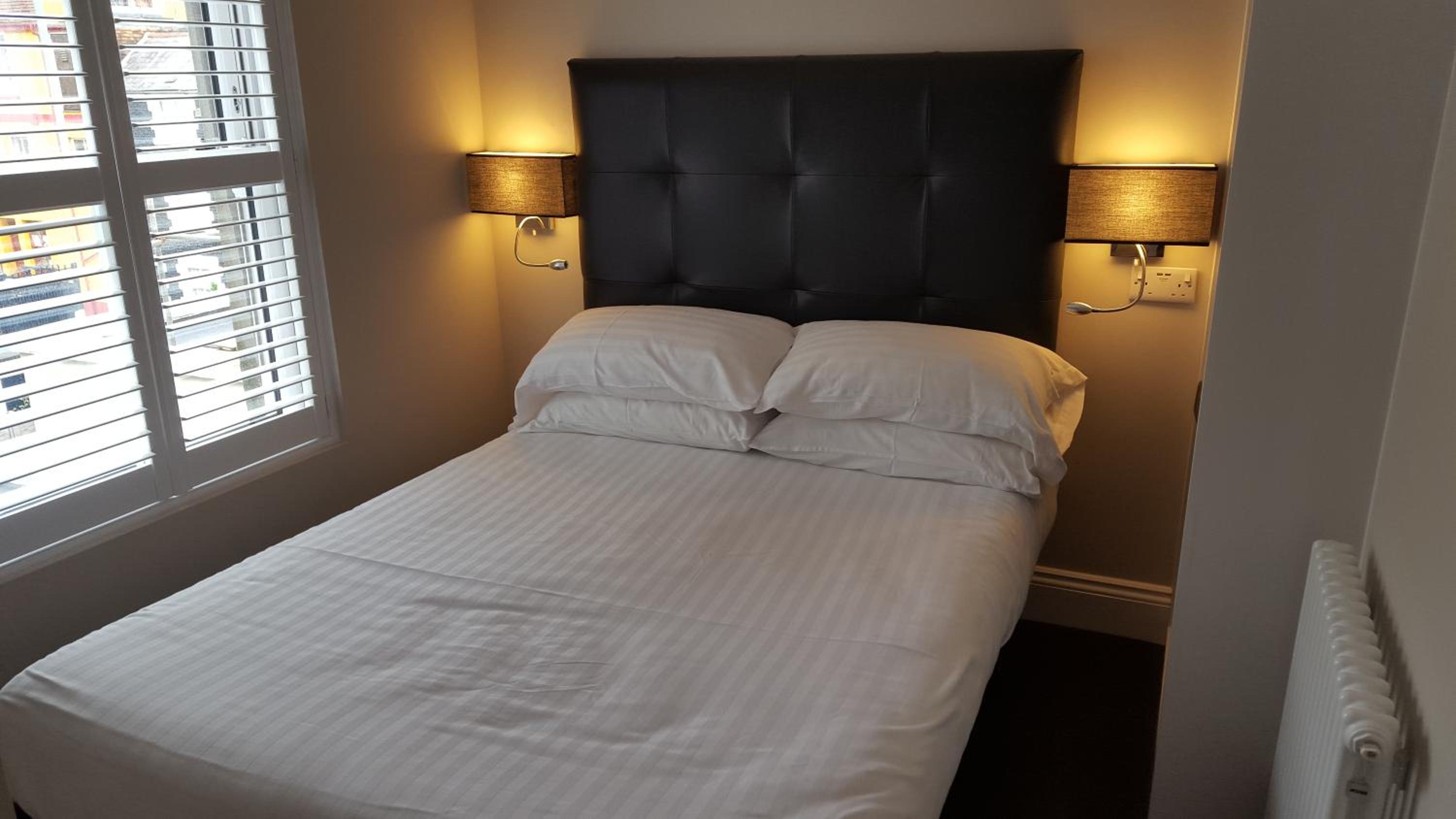 Small Double Room photo 2