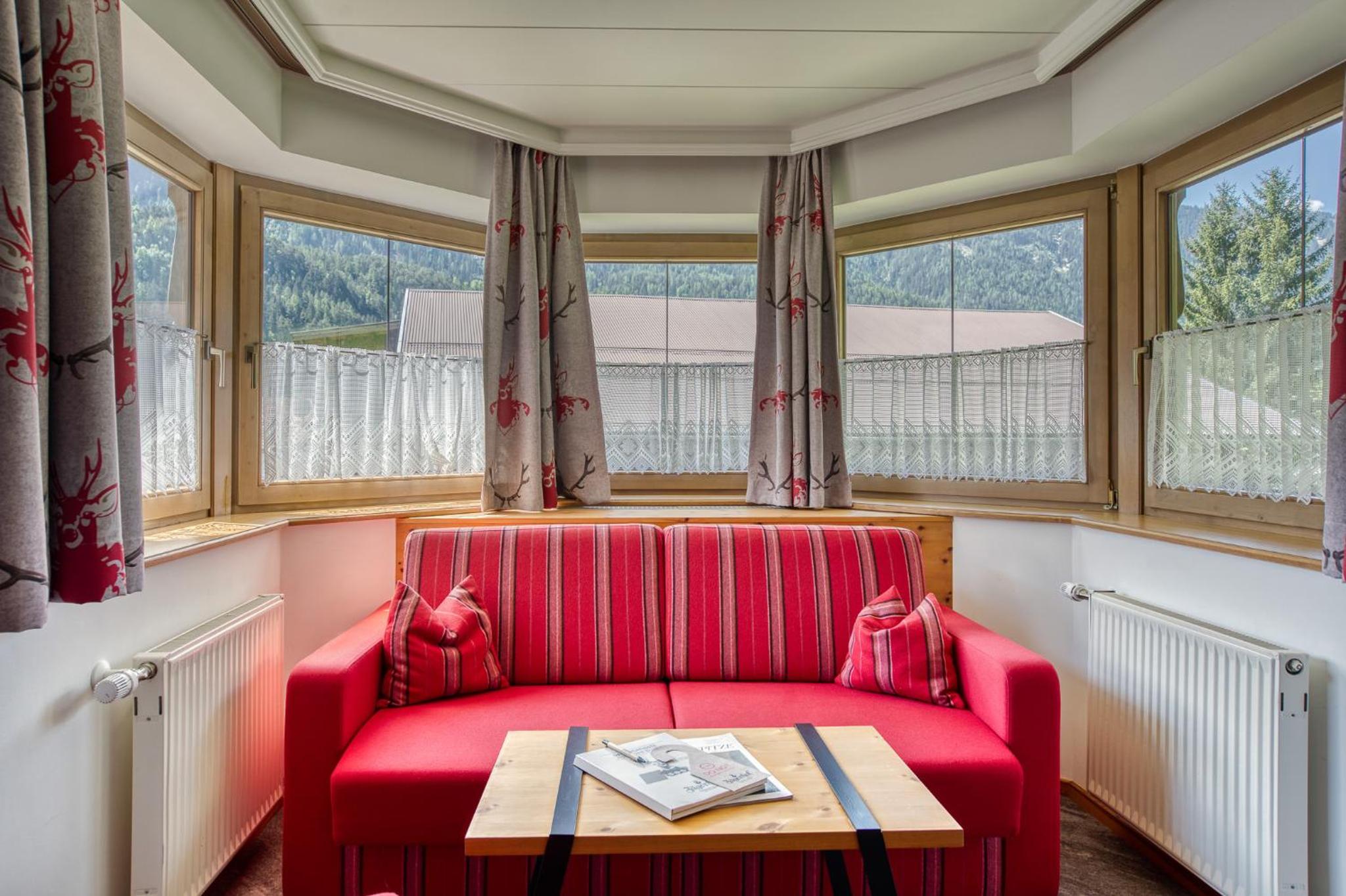 Large Double Room photo 3