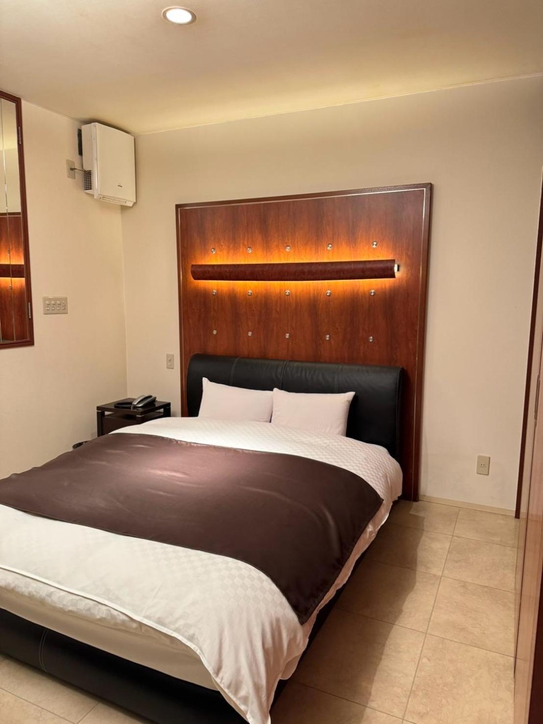 Deluxe Twin Room - Photo 3