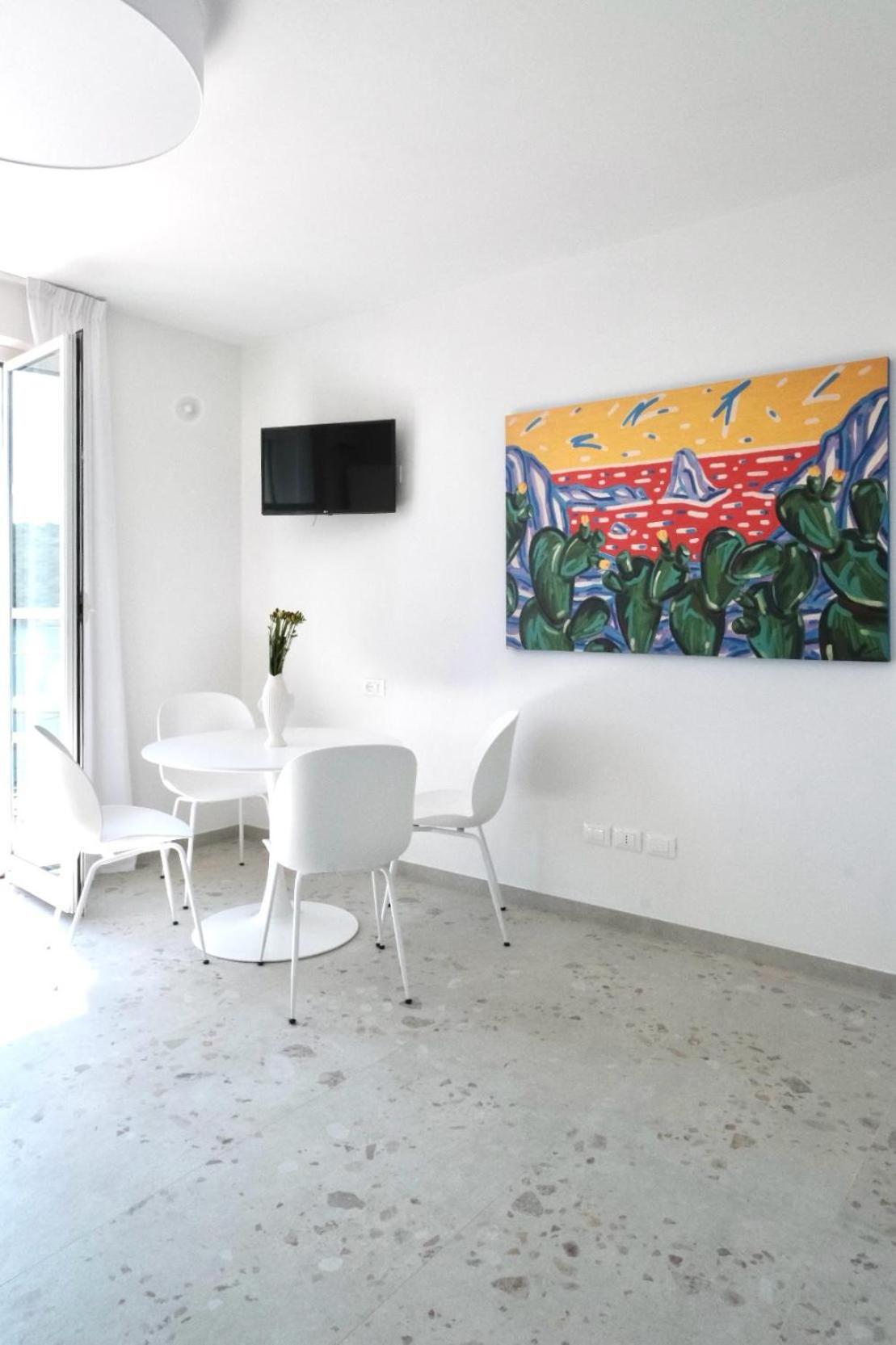 Superior One-Bedroom Apartment with Balcony photo 1