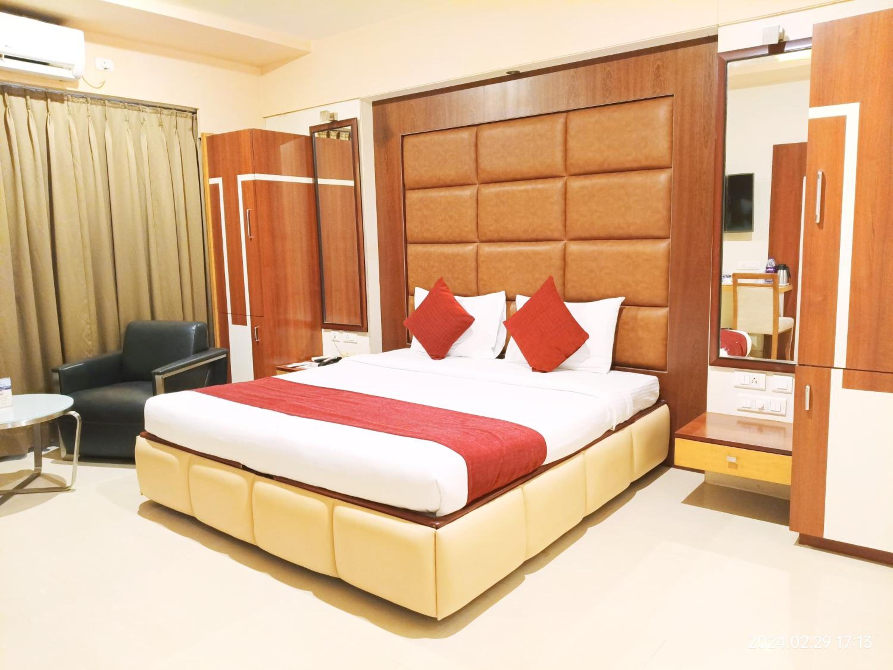 Economy Double Room photo 1