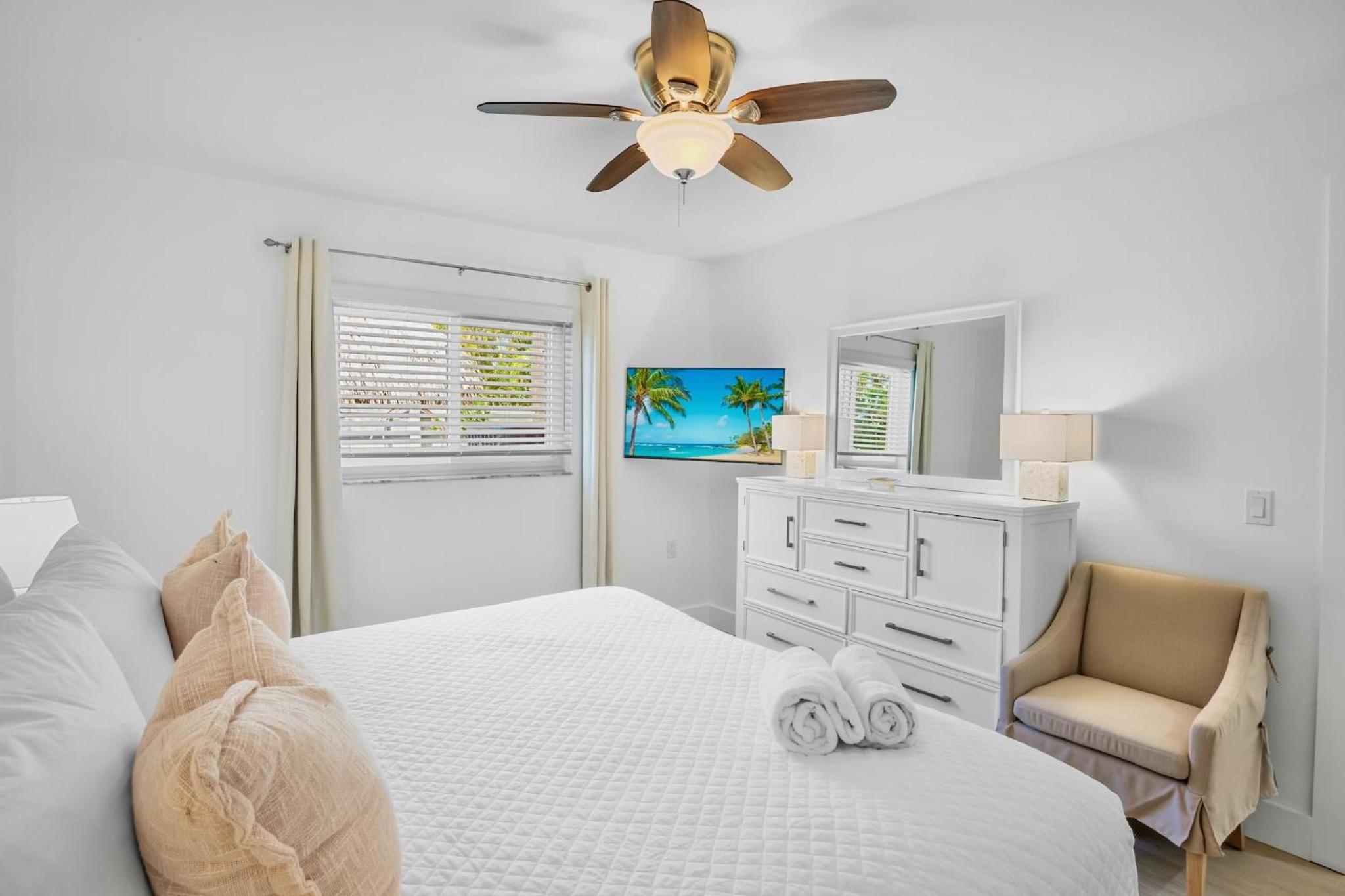 Three-Bedroom House photo 1