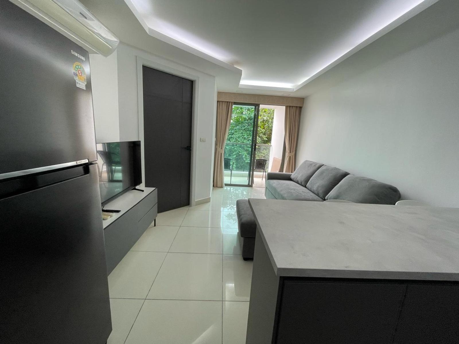 Superior One-Bedroom Apartment photo 2