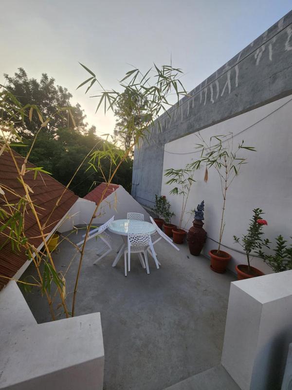 Deluxe Double Room (2 Adults + 1 Child)