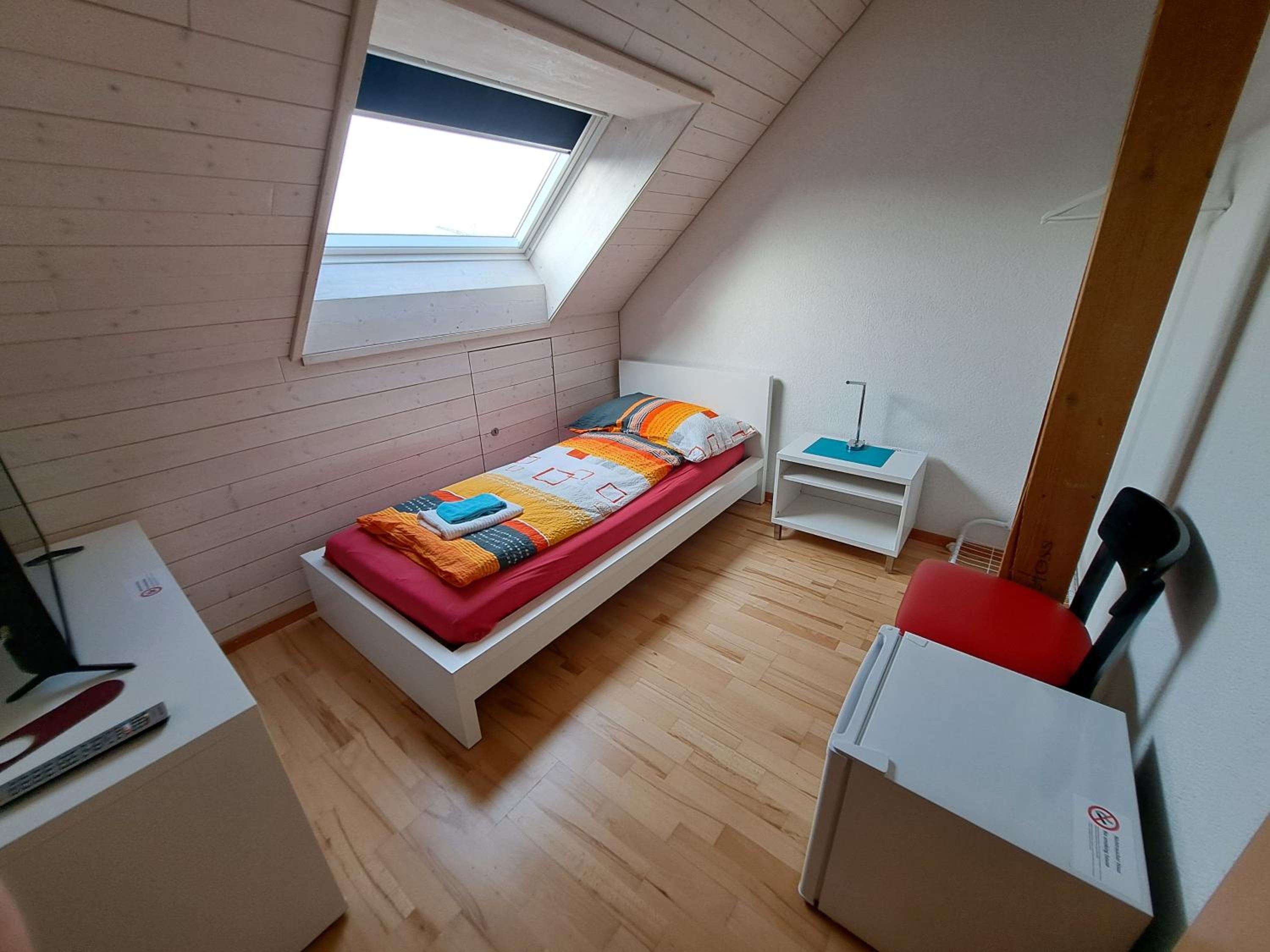 Classic Single Room with Shower photo 1