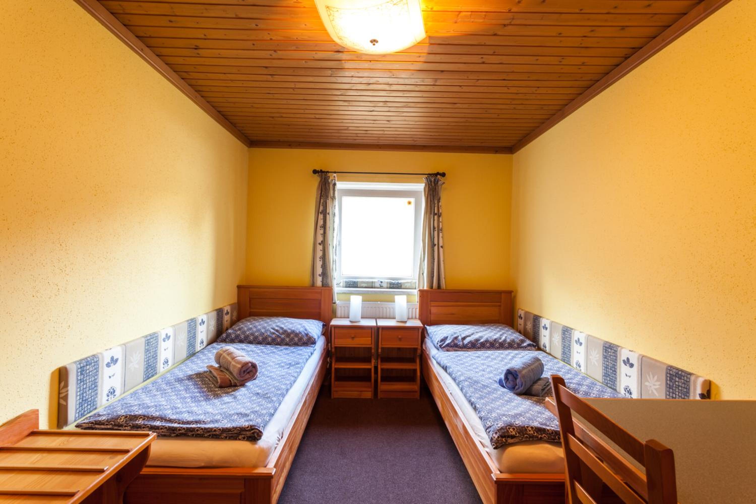 Two-Bedroom Suite - Photo 7