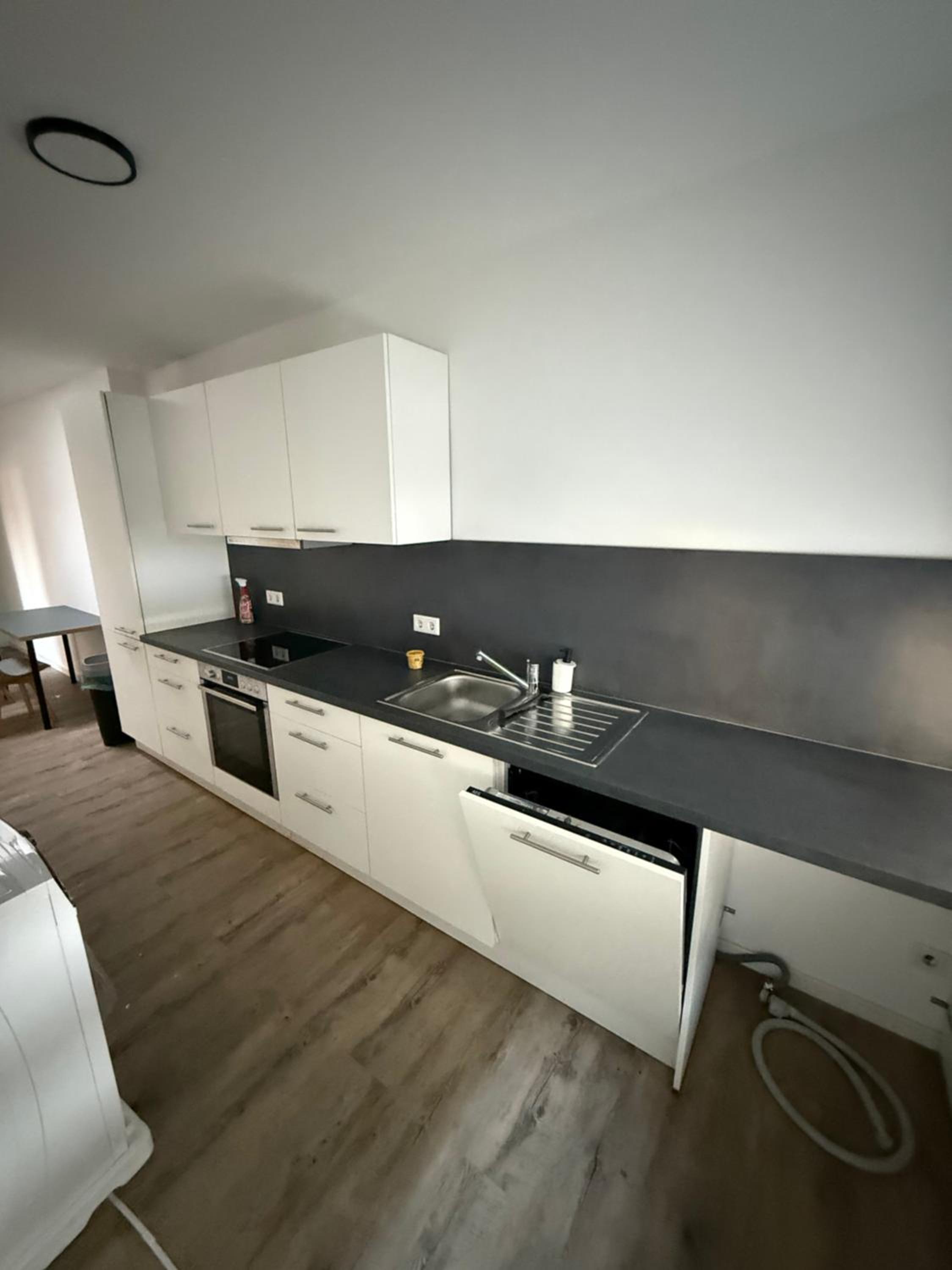 Three-Bedroom Apartment - High Floor photo 1