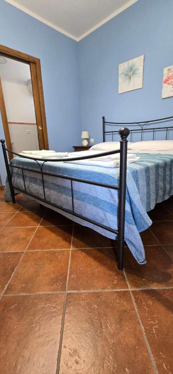 Large Double Room photo 1