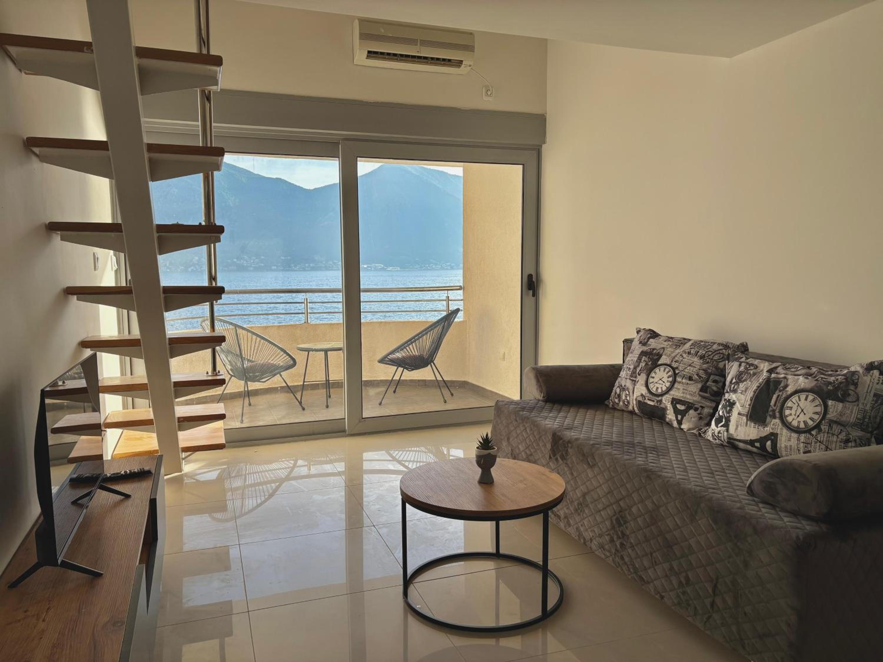 Duplex Apartment photo 3