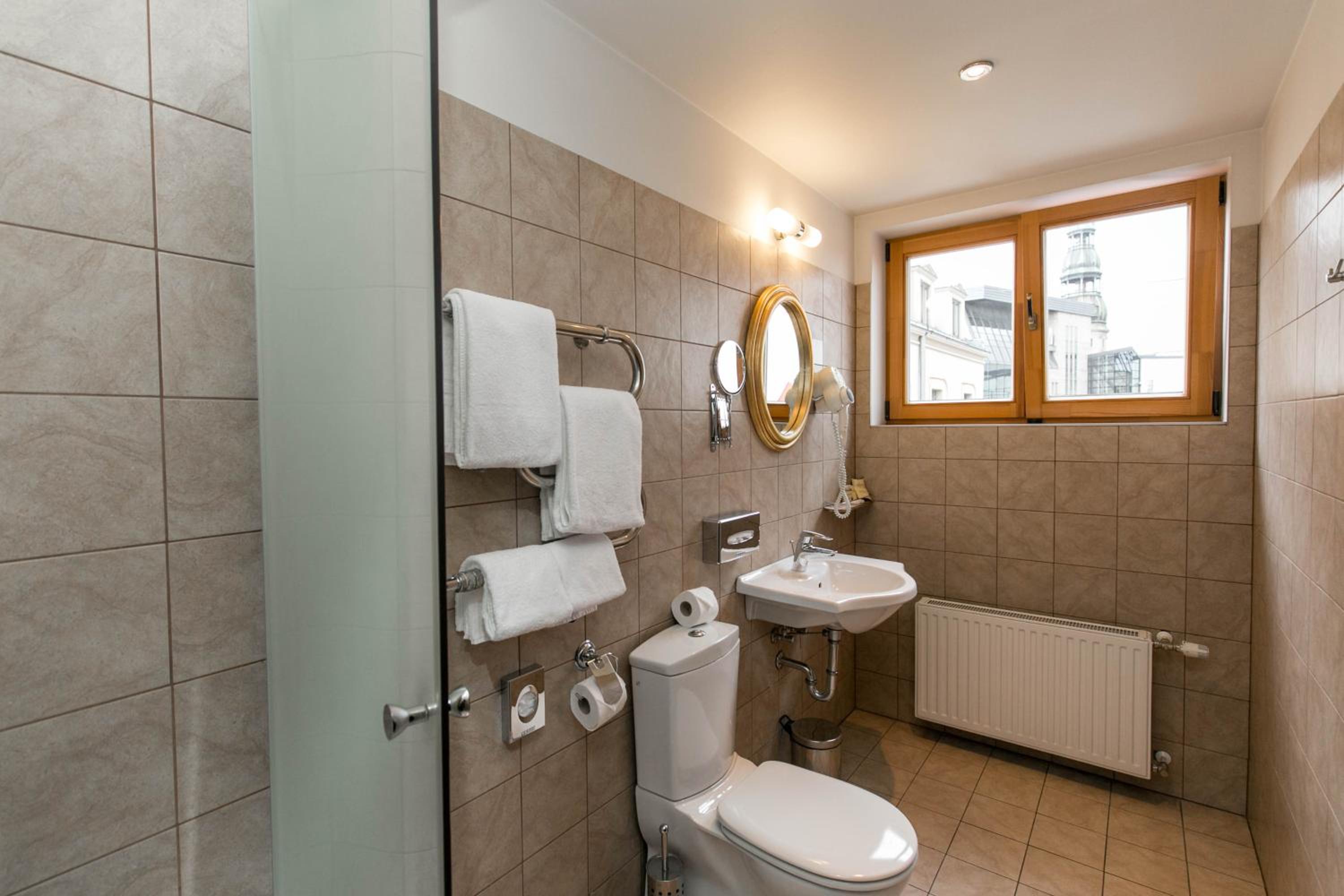 Superior Double or Twin Room - Photo 3