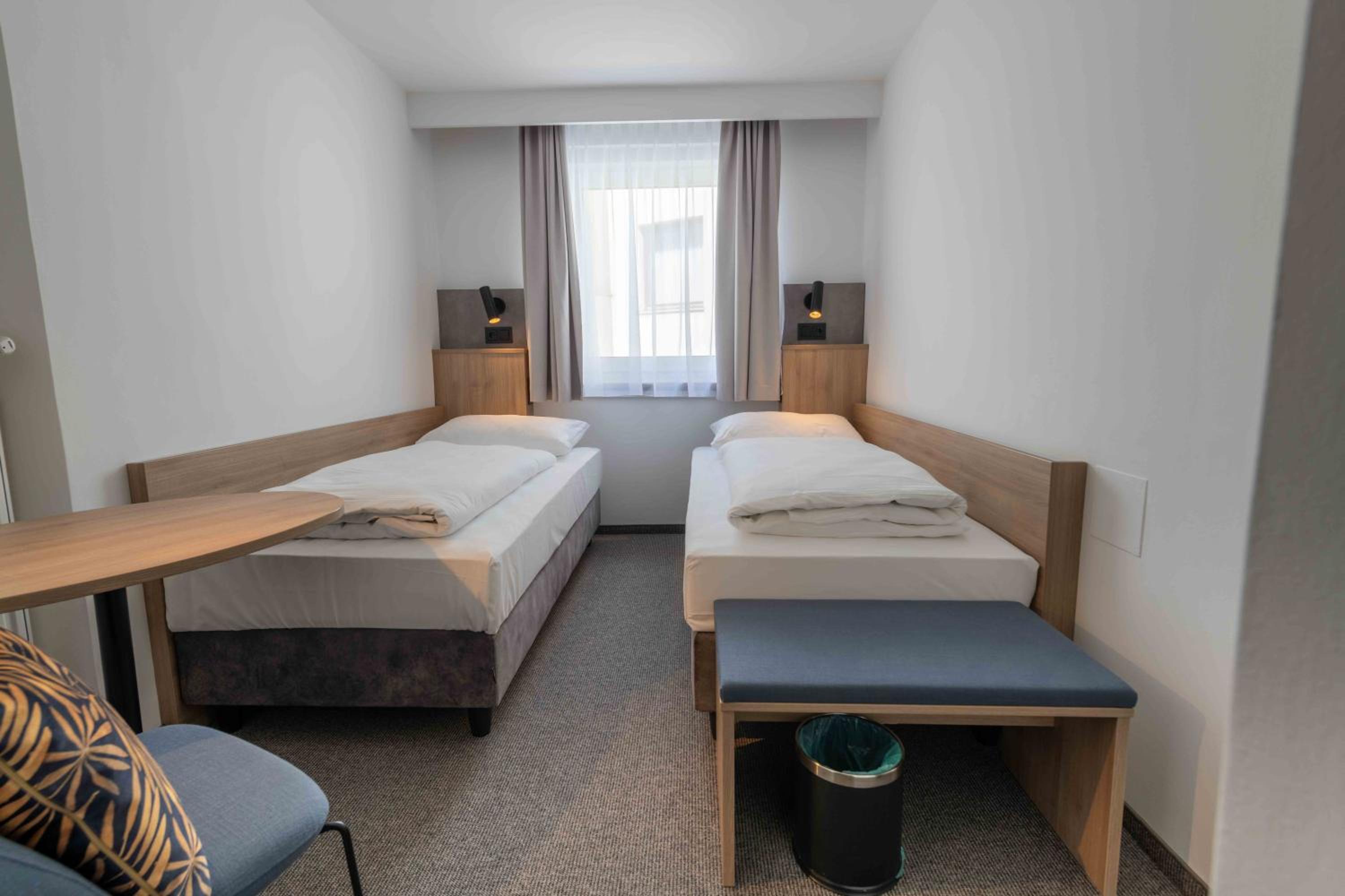 Double or Twin Room with Shower