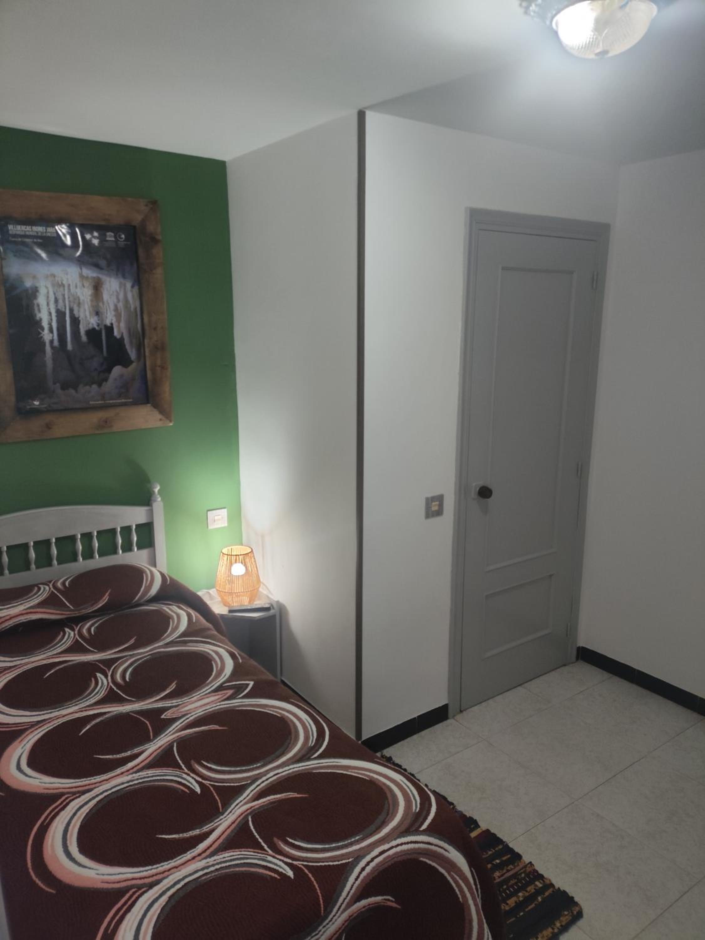 Budget Single Room