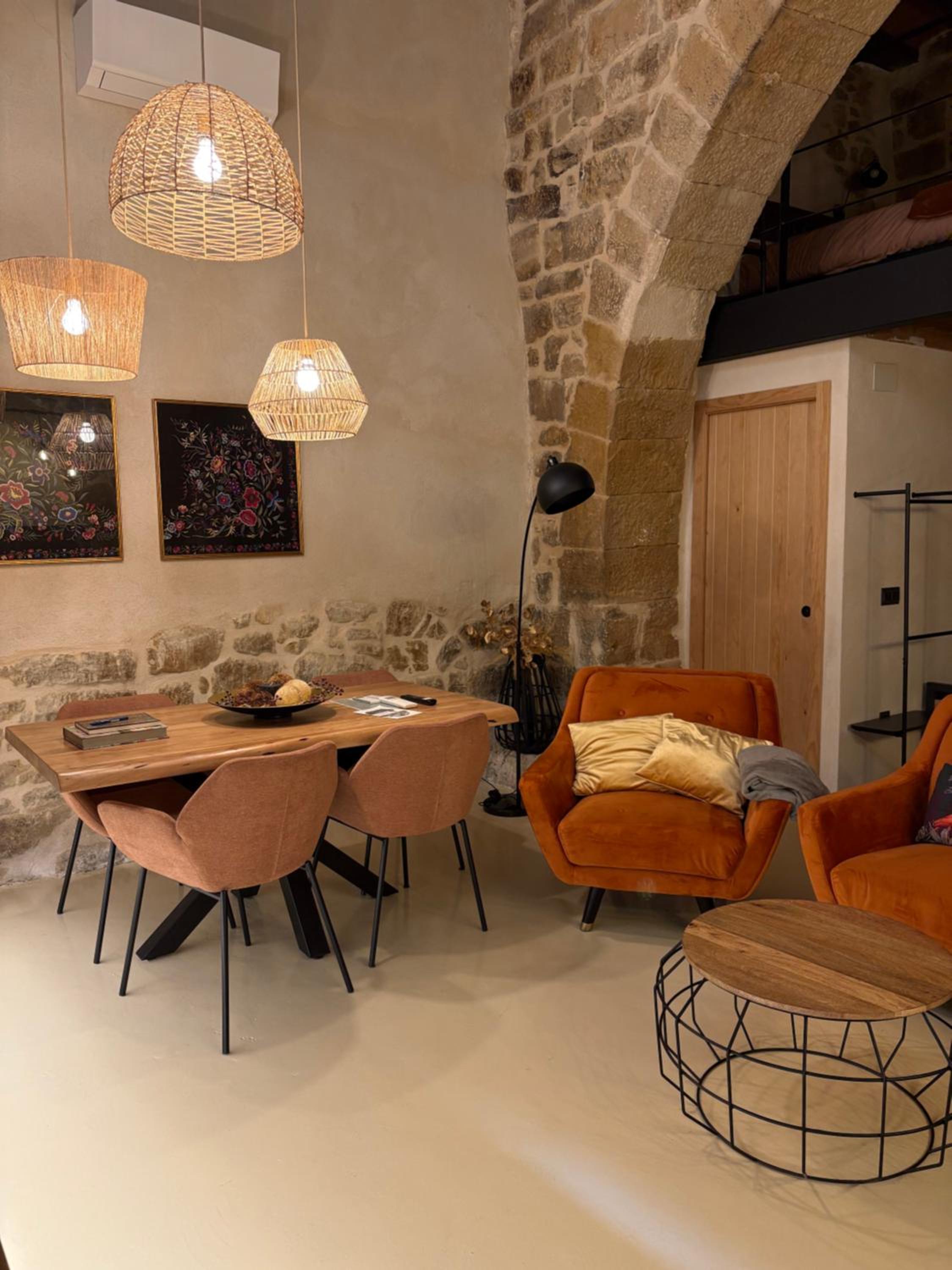 Apartment - Split Level