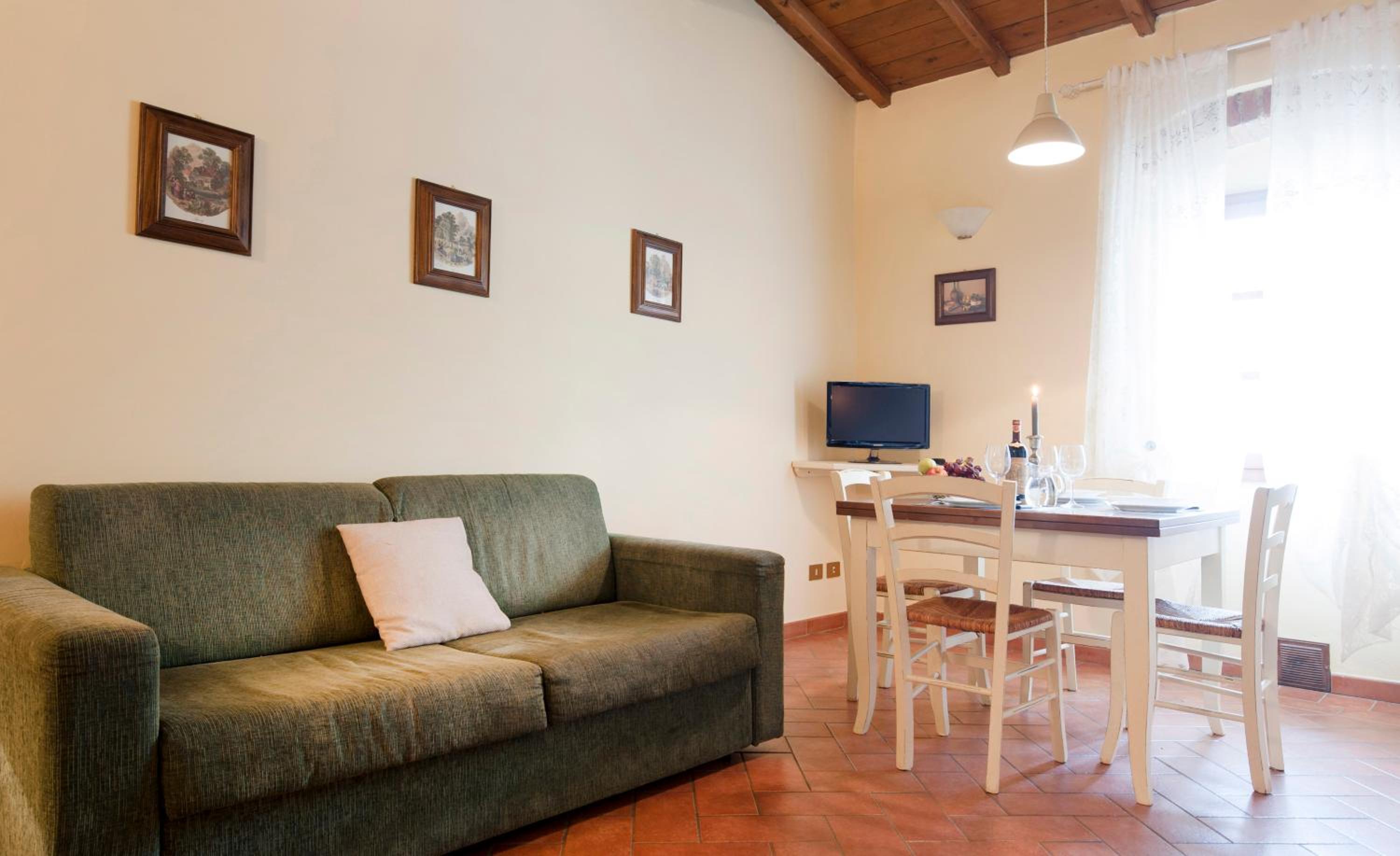 Comfort Apartment photo 3